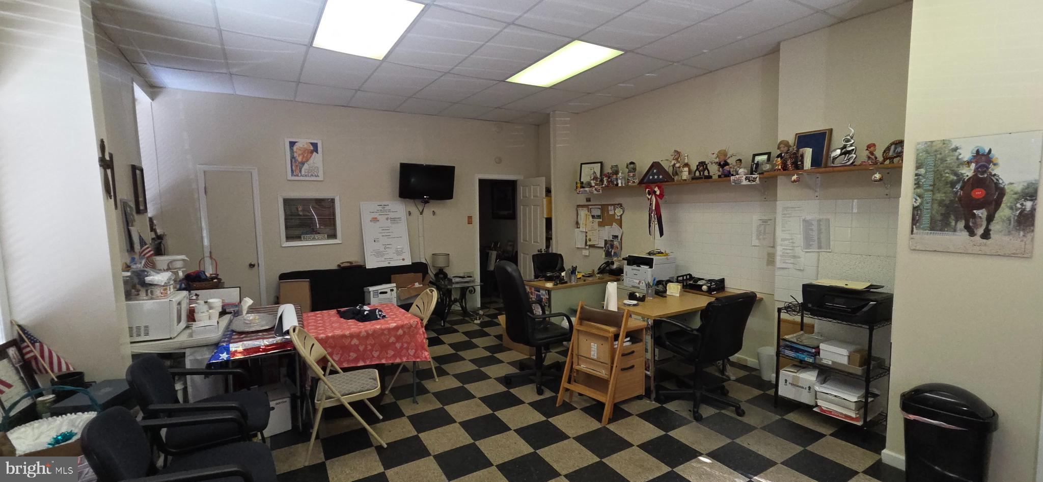 MELROSE - Commercial Sale