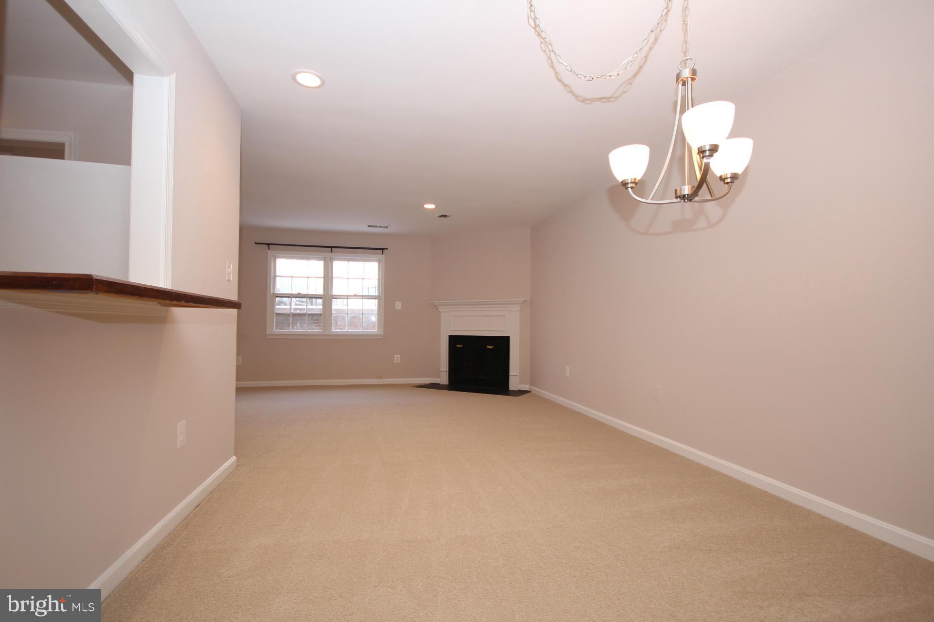 OLD BALLSTON SQUARE - Residential Lease