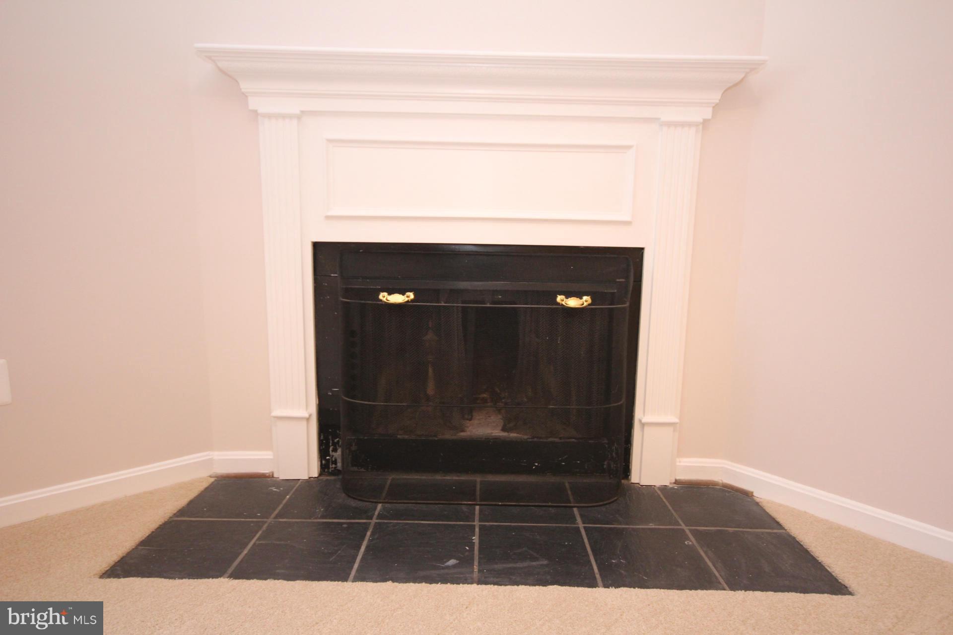 OLD BALLSTON SQUARE - Residential Lease