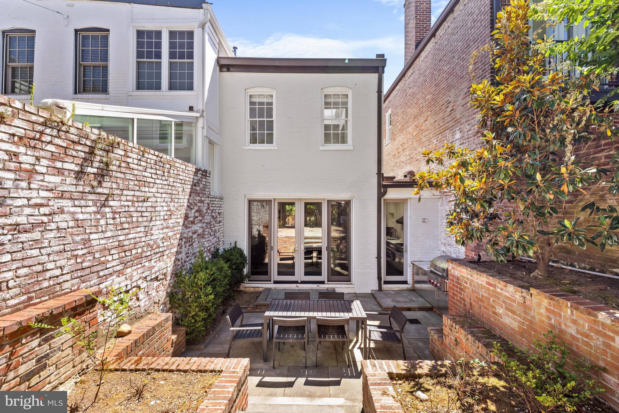 GEORGETOWN - Residential