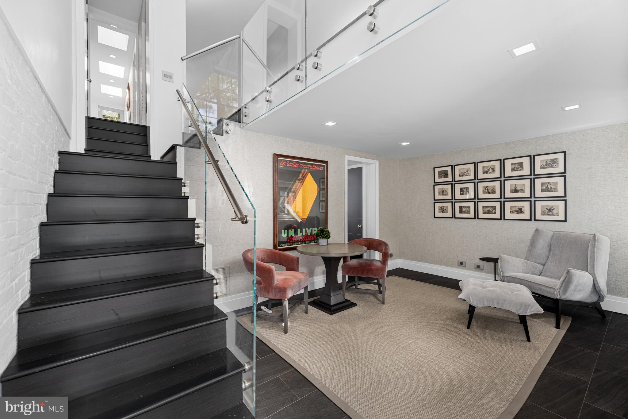 GEORGETOWN - Residential
