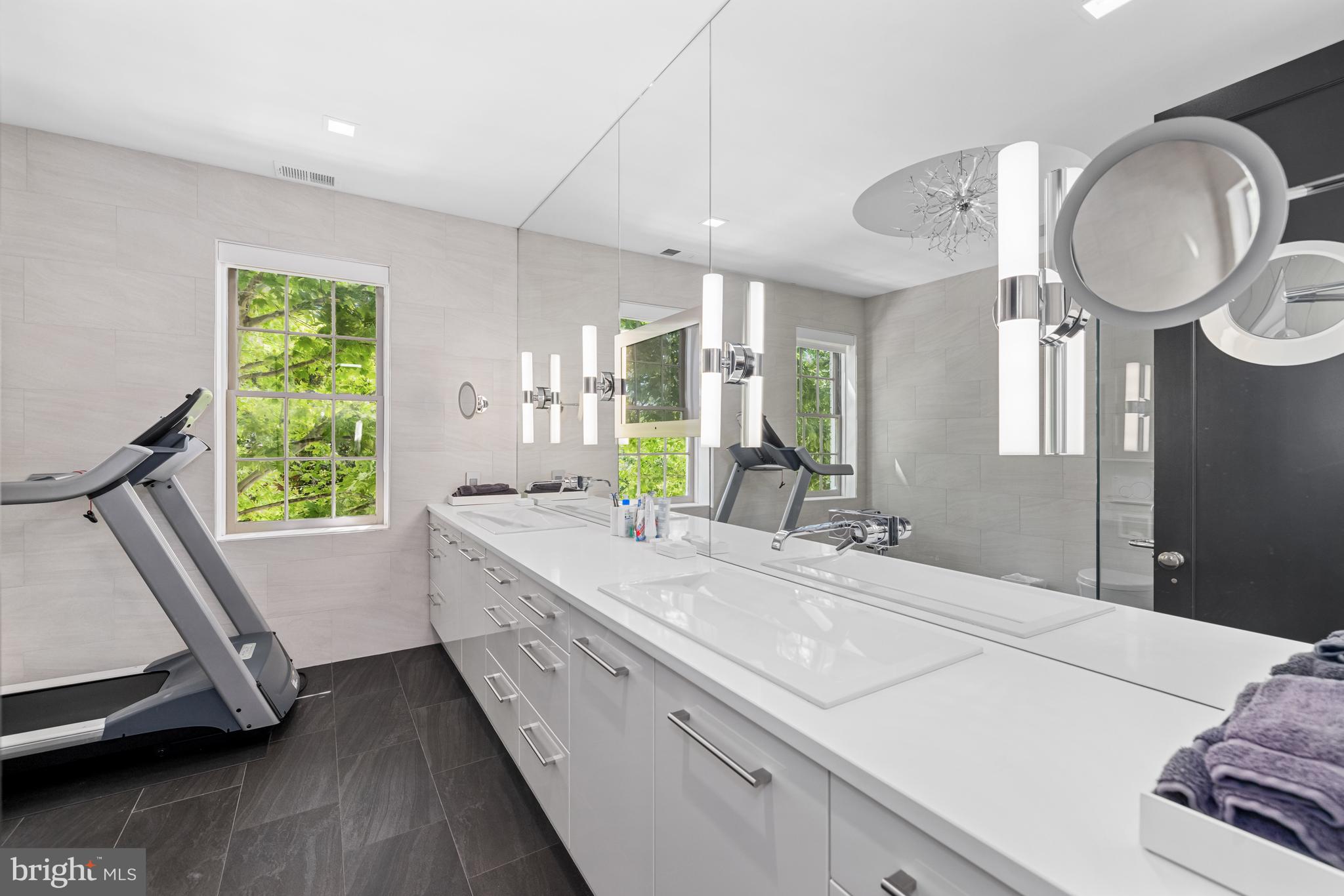 GEORGETOWN - Residential