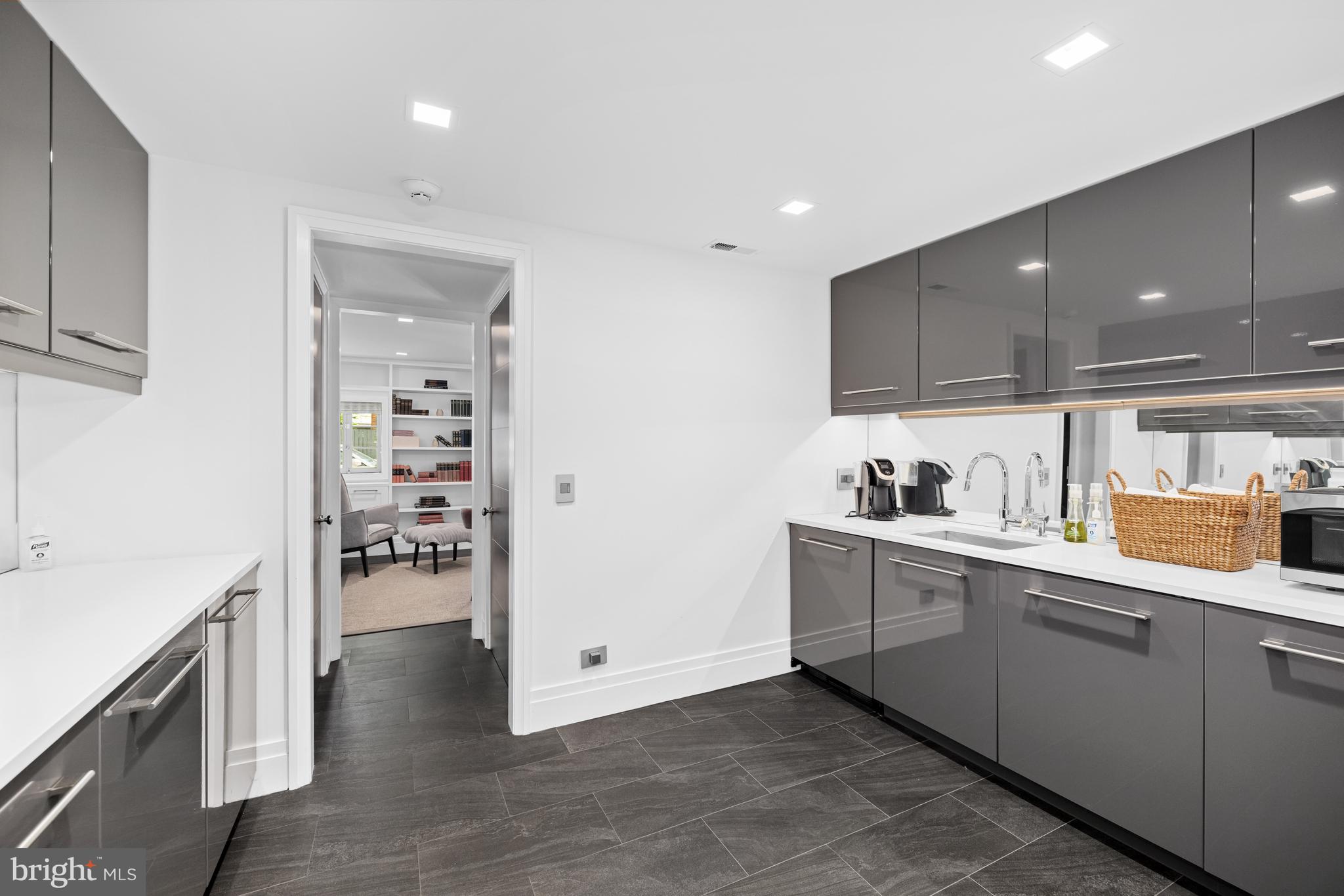 GEORGETOWN - Residential