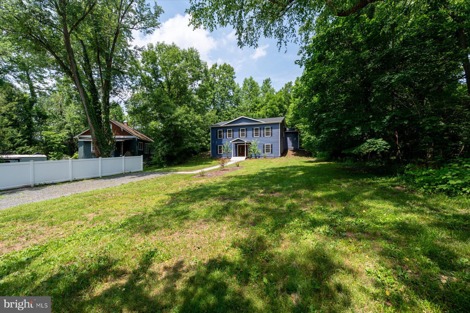 CROWNSVILLE - Residential