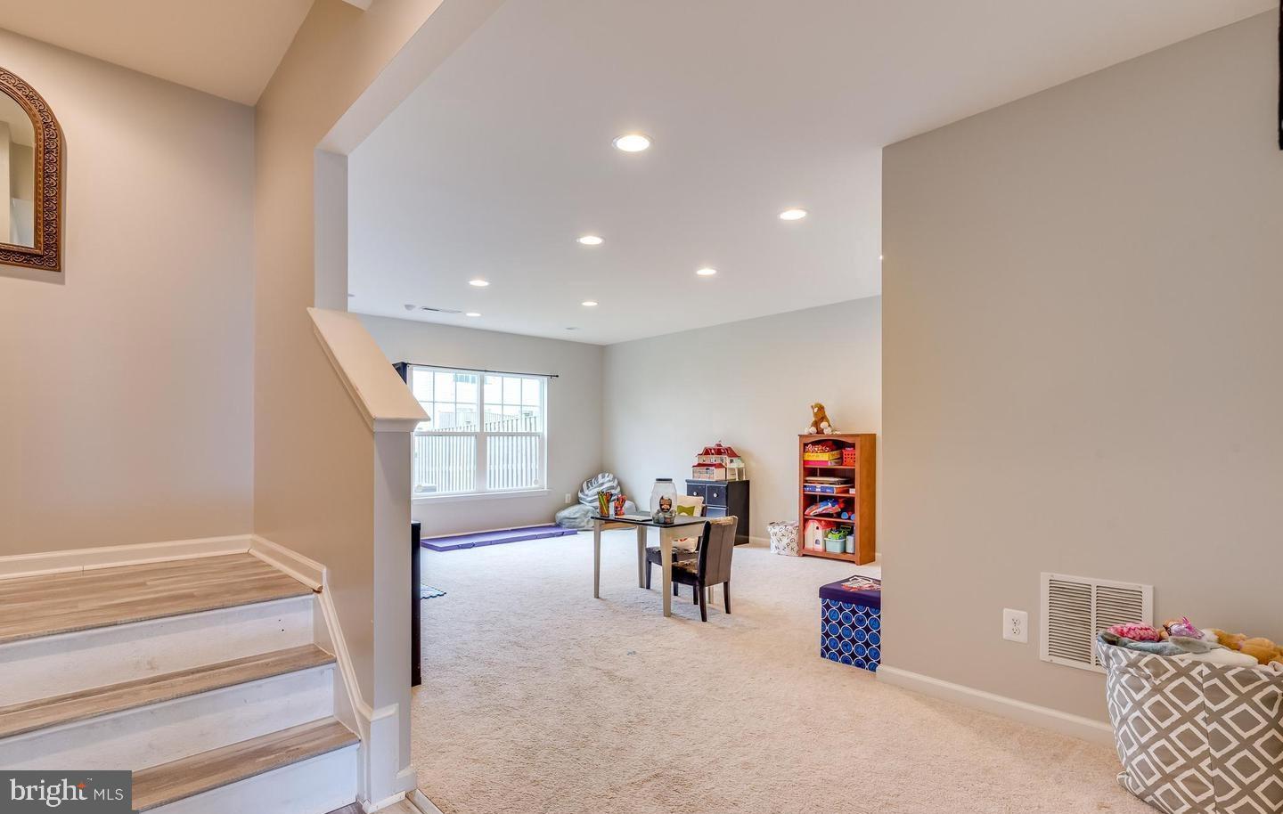 SNOWDEN BRIDGE - Residential Lease