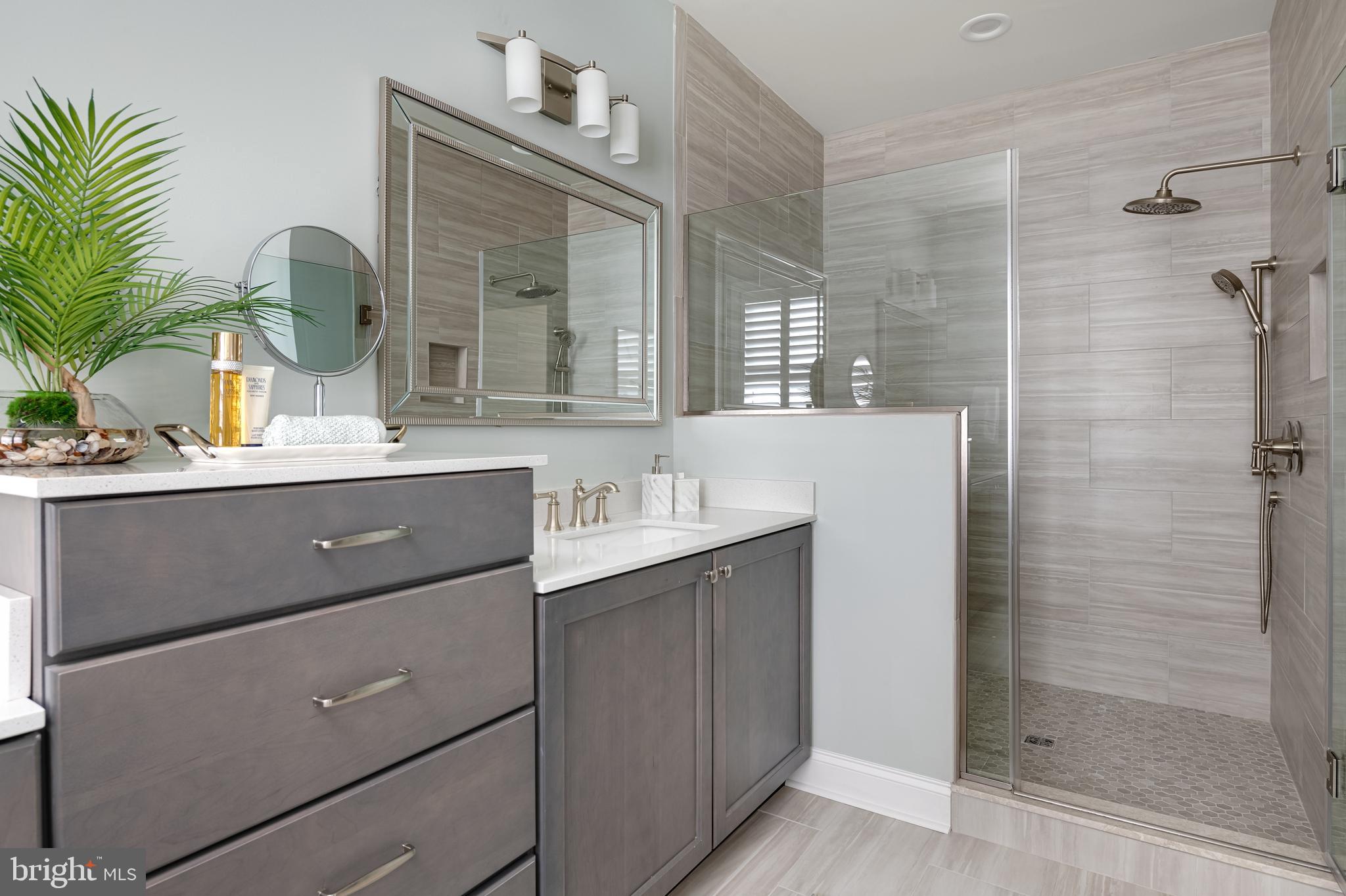 BRENTWOOD - Residential