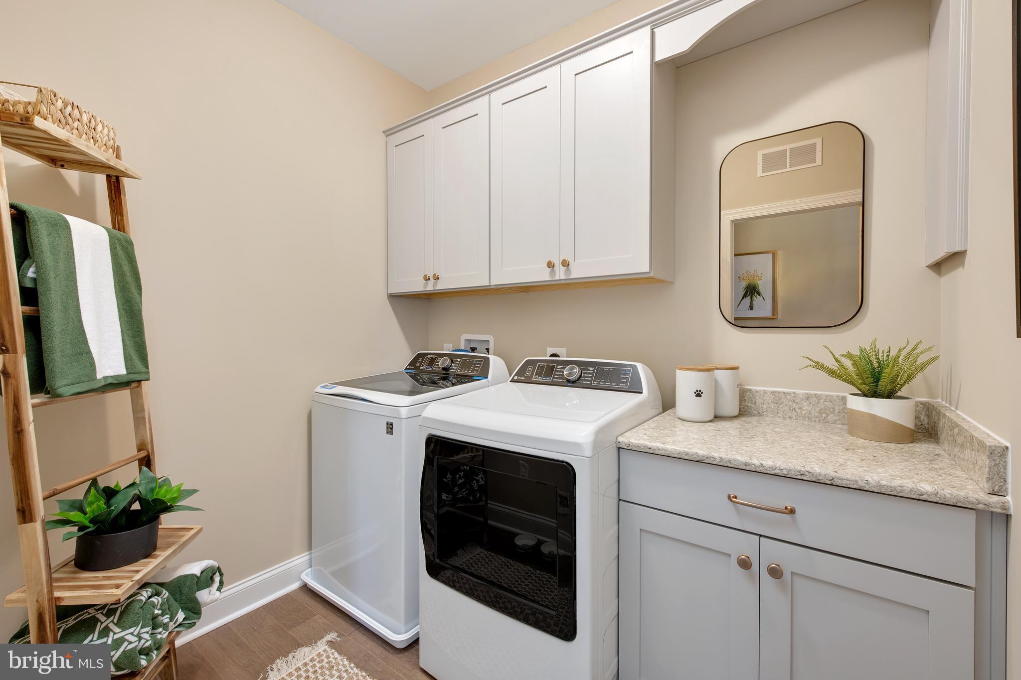 BRENTWOOD - Residential