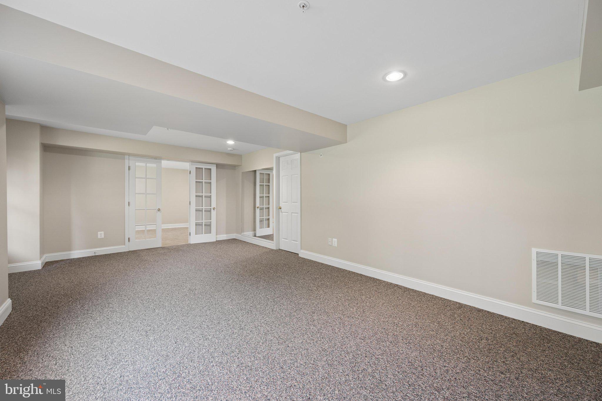 WORMANS MILL - Residential
