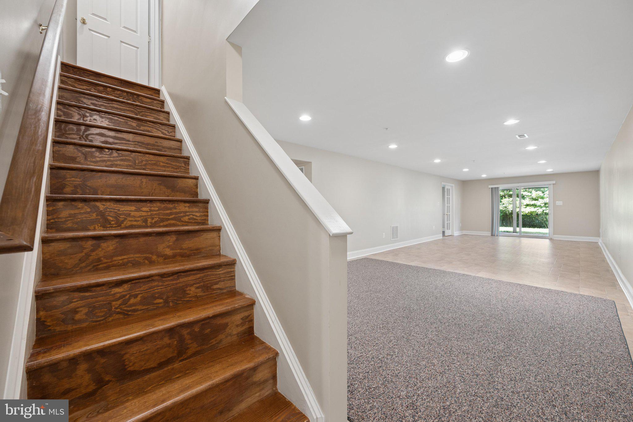 WORMANS MILL - Residential