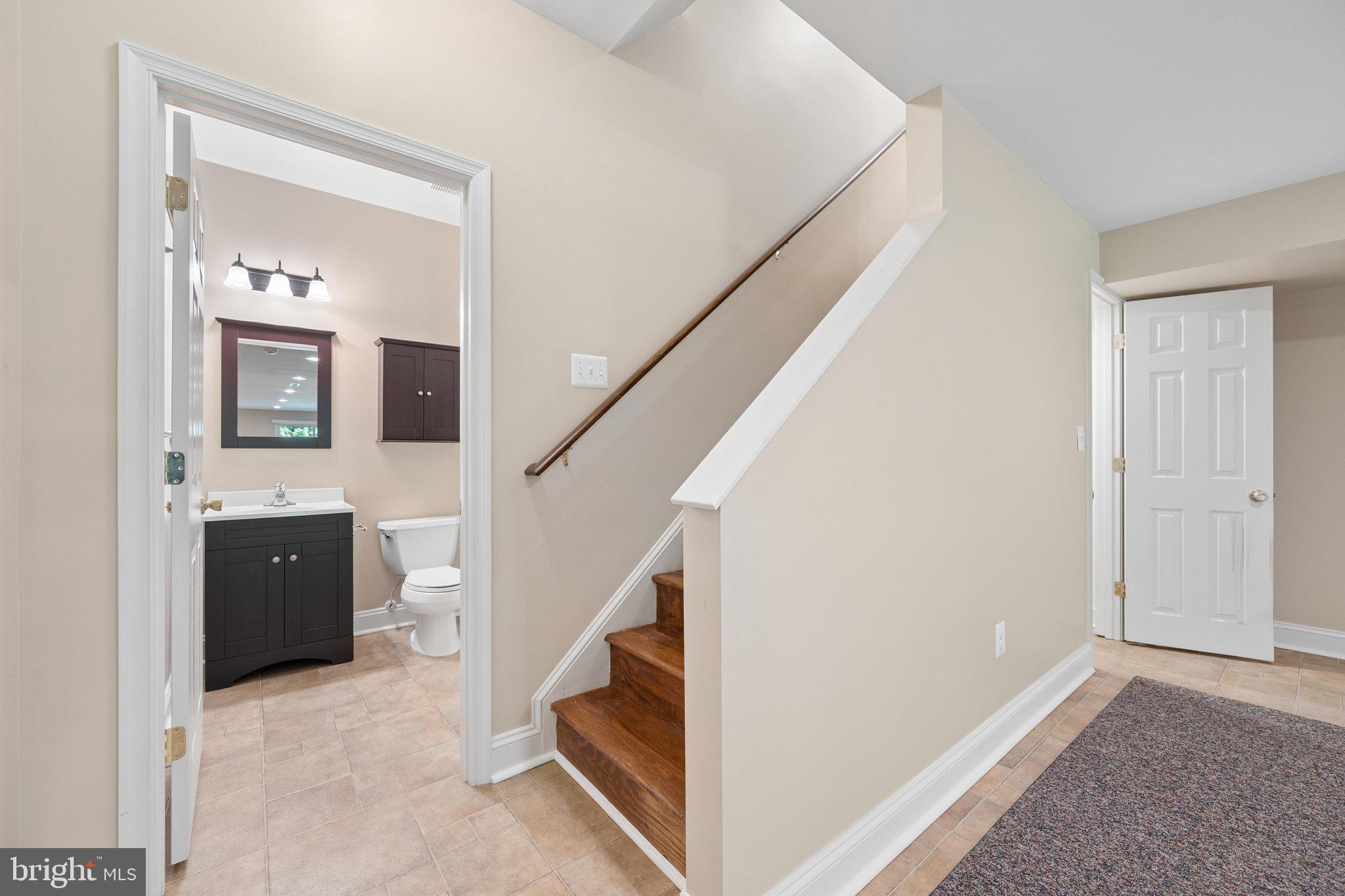 WORMANS MILL - Residential