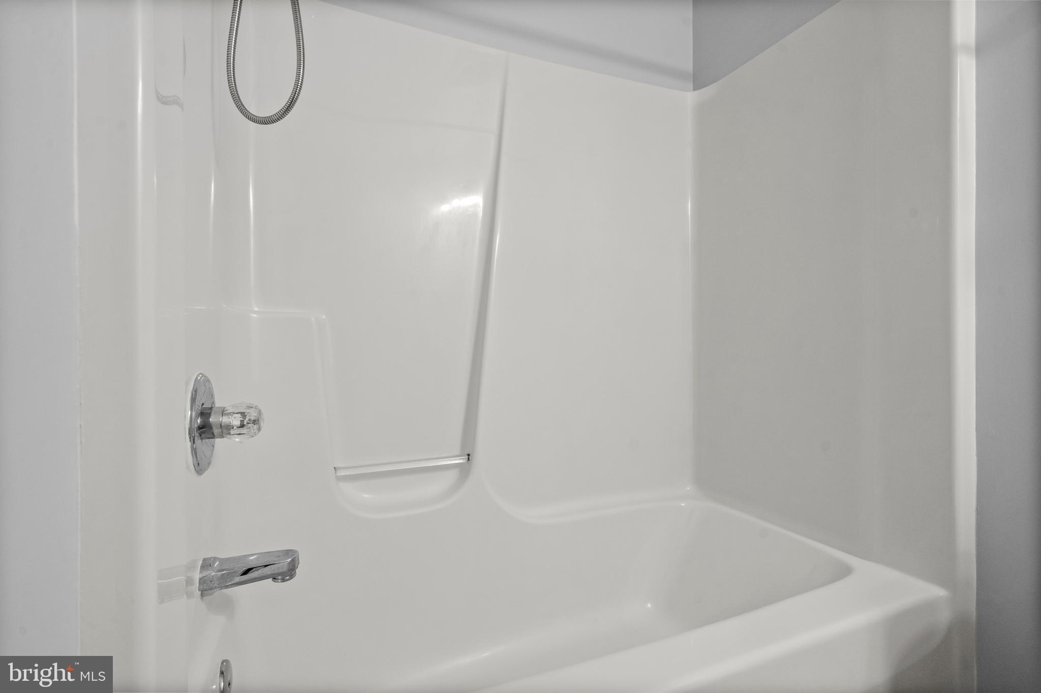 WILLIAMS ESTATES - Residential