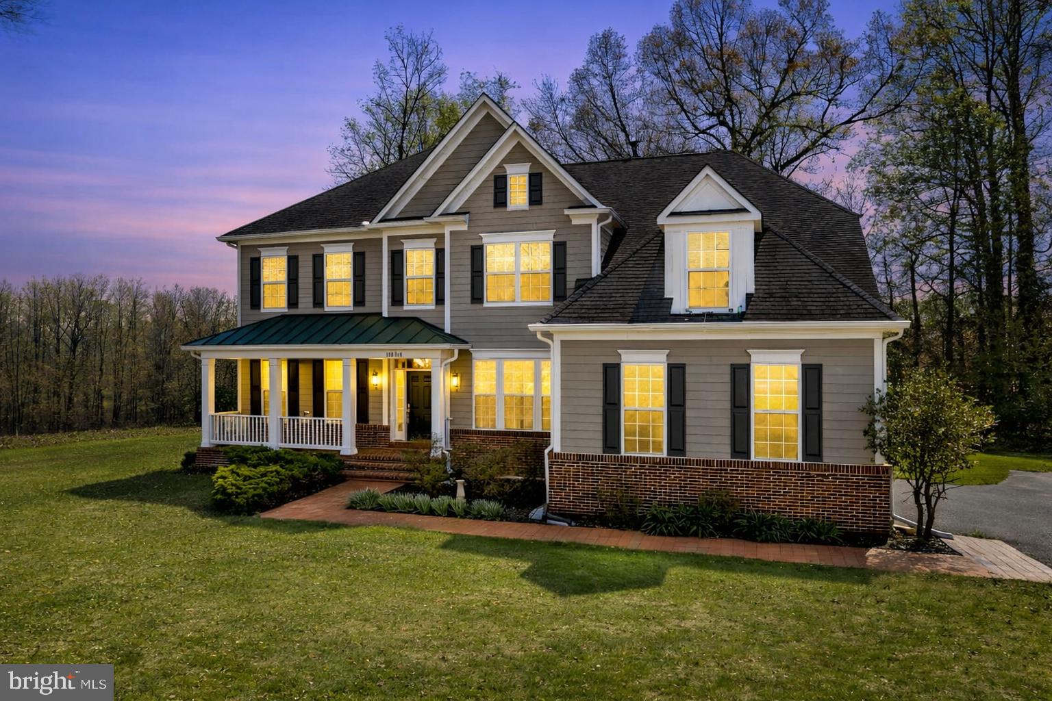 ASHTON MANOR - Residential