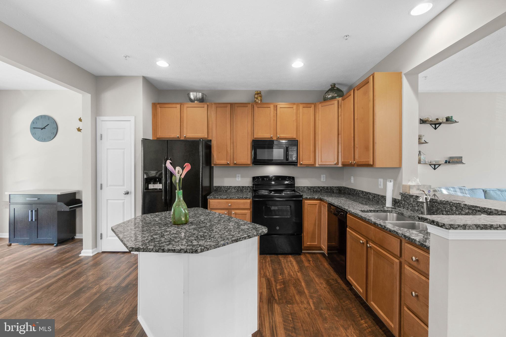 TANYARD SPRINGS - Residential