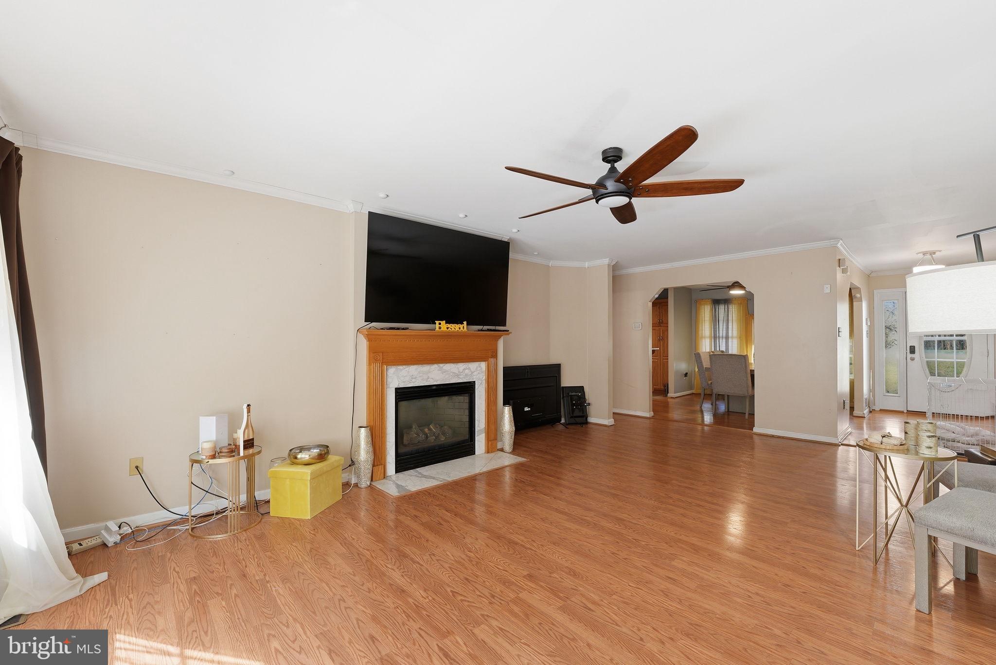 HAWKINS GATE - Residential