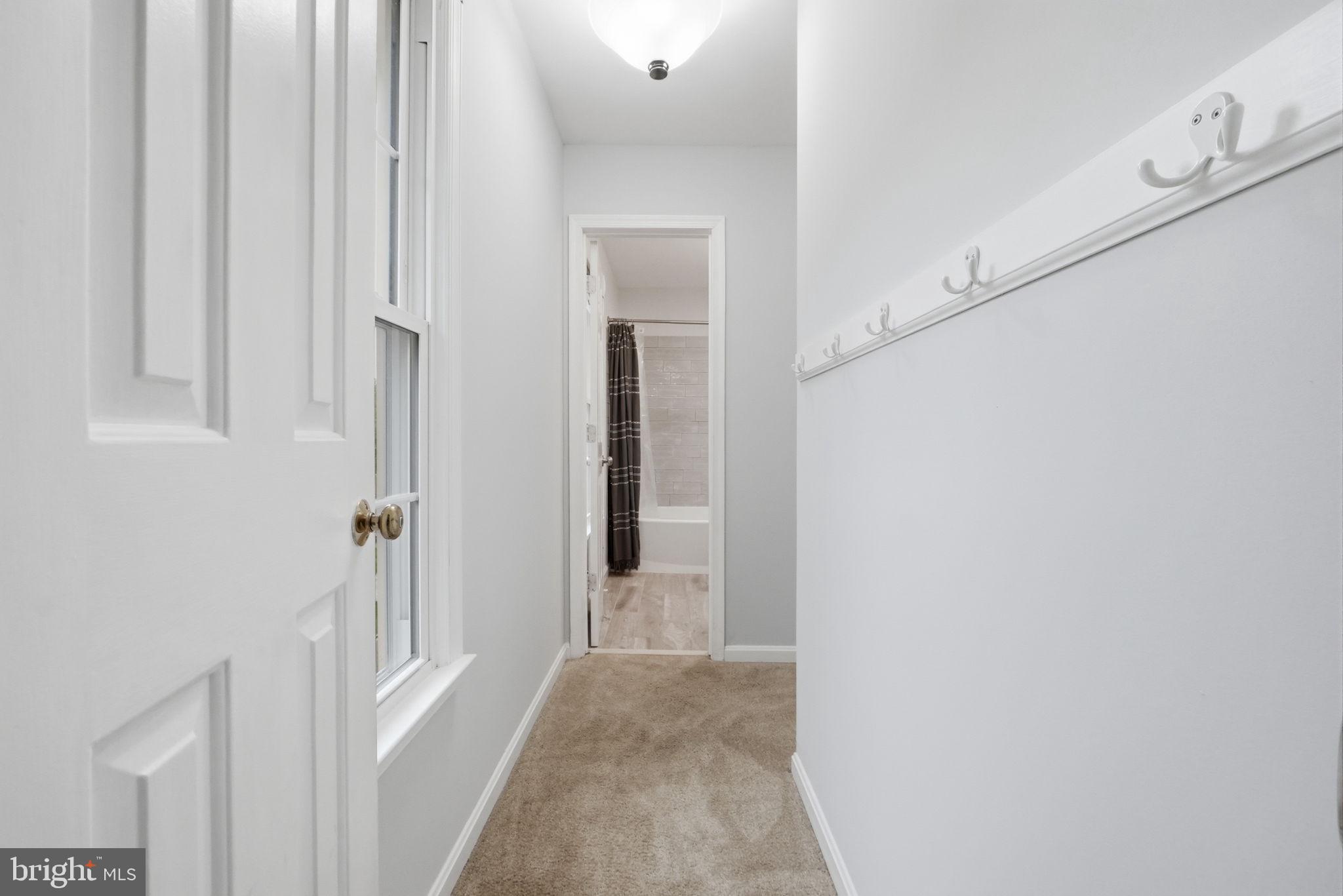 SOUTH RUN OAKS - Residential