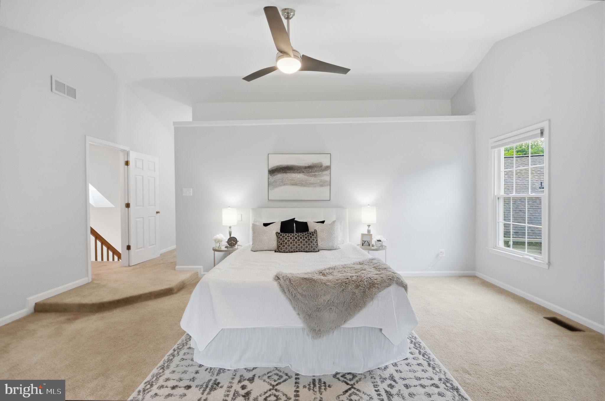 SOUTH RUN OAKS - Residential