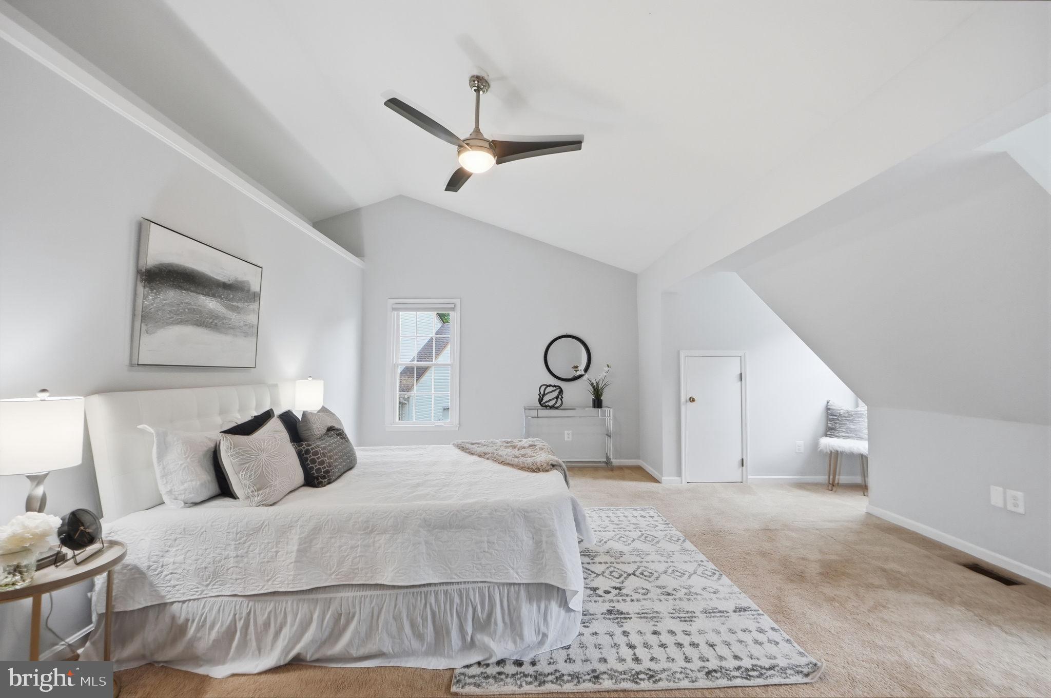 SOUTH RUN OAKS - Residential