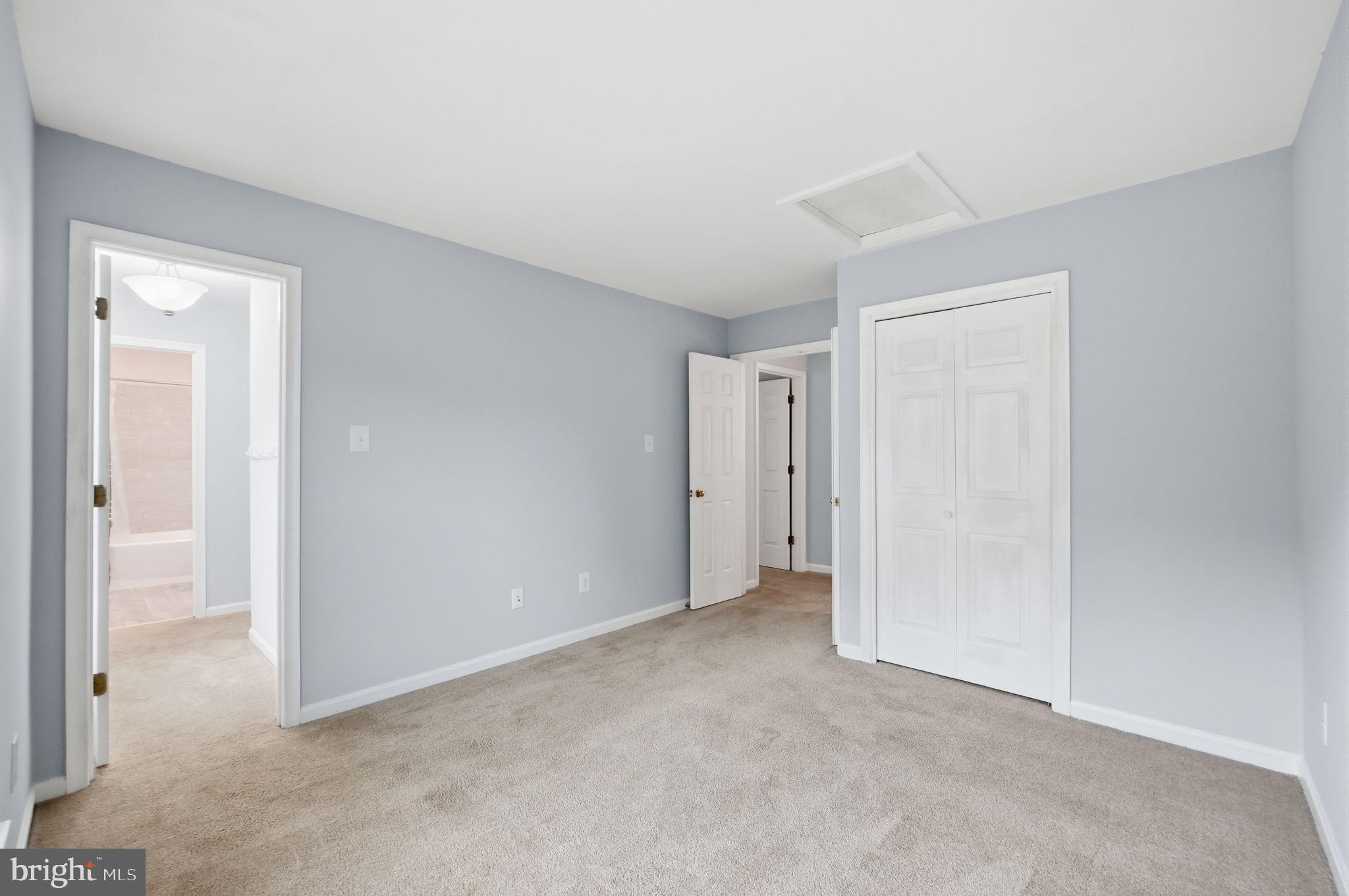 SOUTH RUN OAKS - Residential