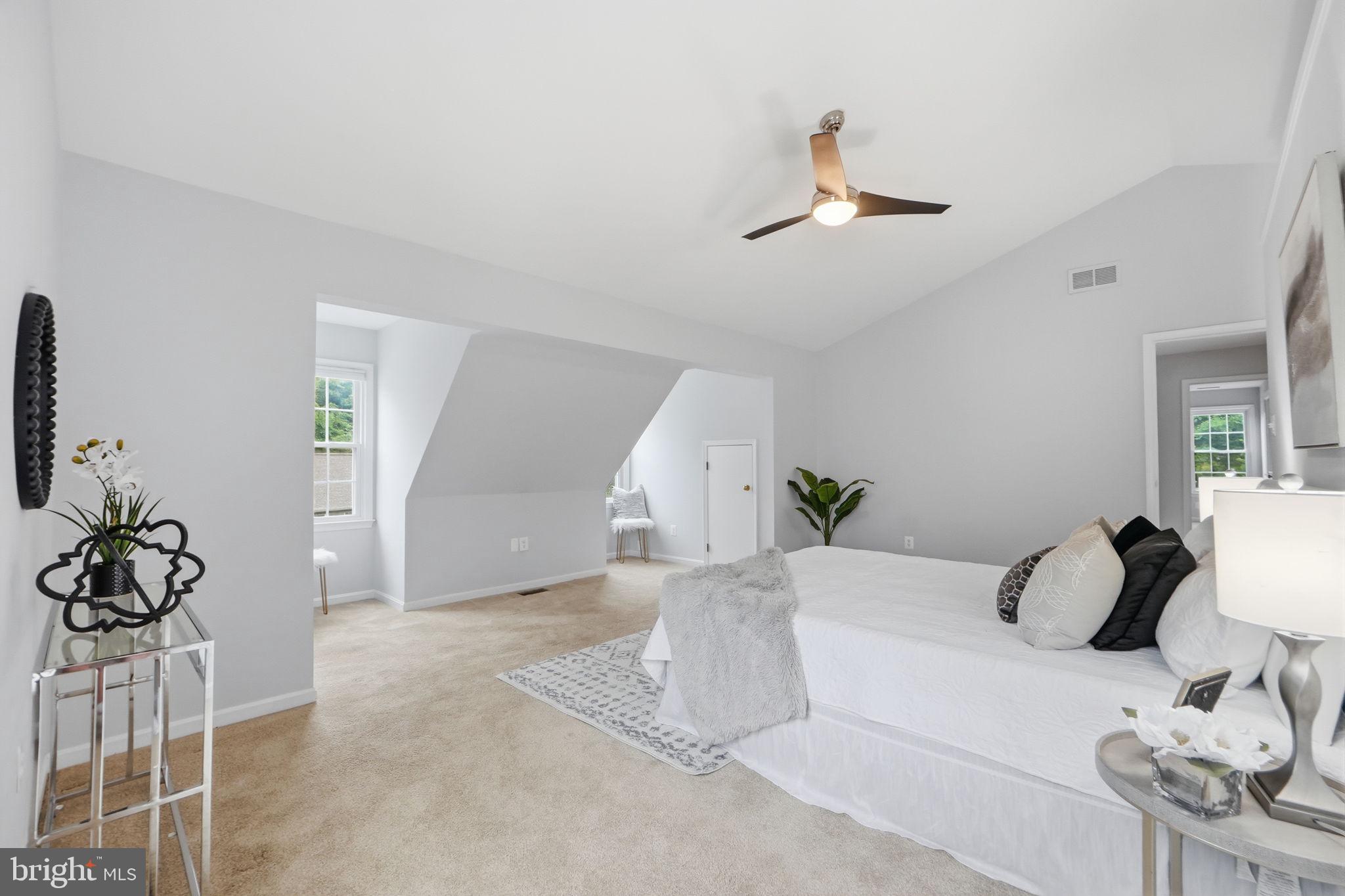 SOUTH RUN OAKS - Residential