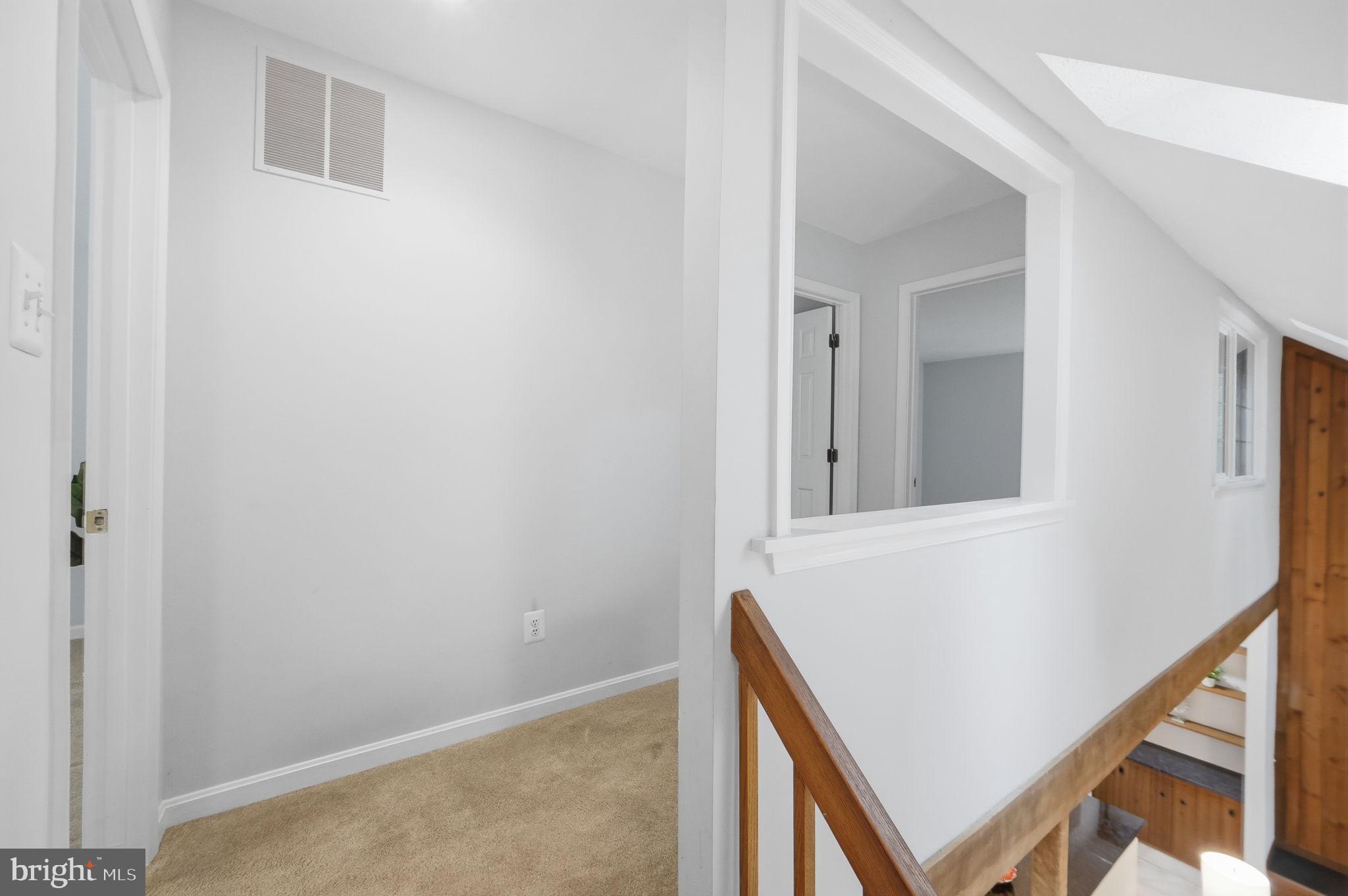 SOUTH RUN OAKS - Residential