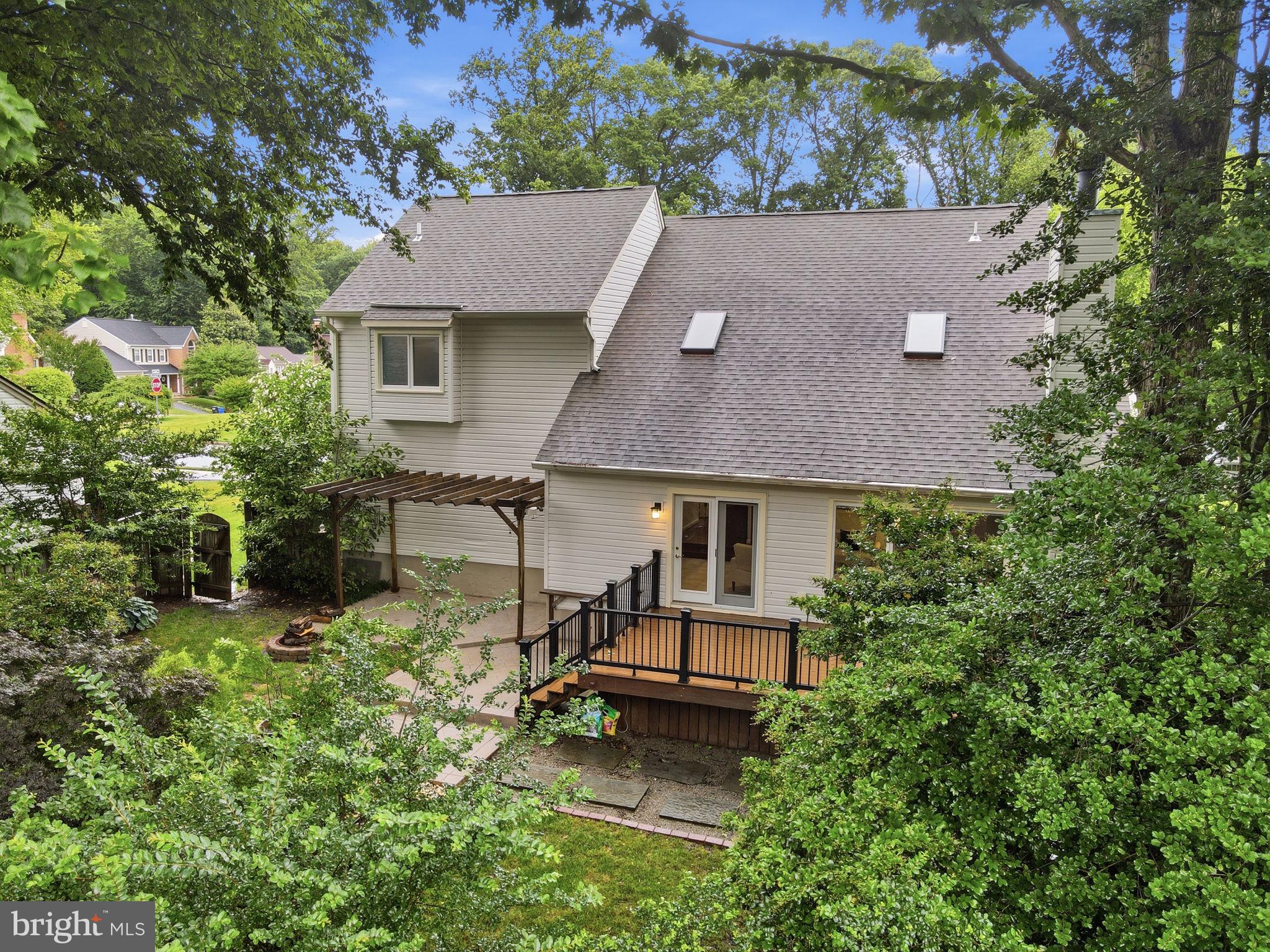 SOUTH RUN OAKS - Residential