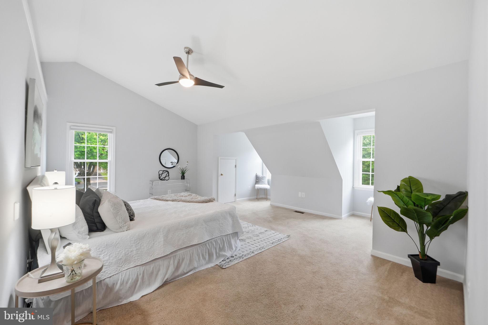 SOUTH RUN OAKS - Residential