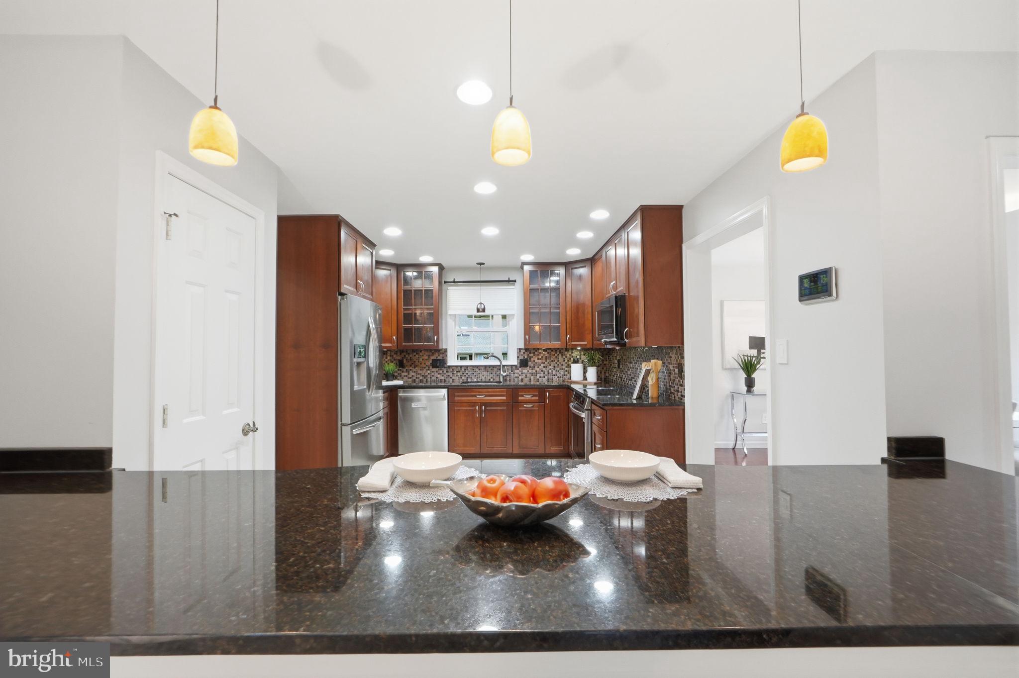 SOUTH RUN OAKS - Residential