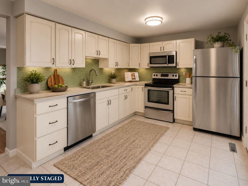 VILLAGE OF OLDE MILL - Residential