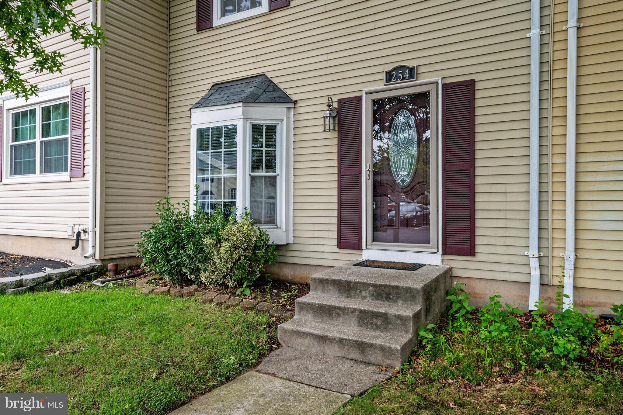 VILLAGE OF OLDE MILL - Residential