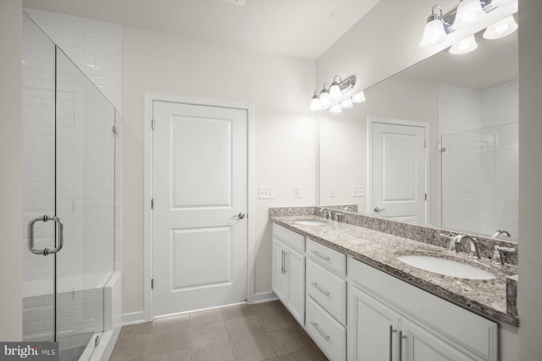 MOUNT VINEYARD - Residential
