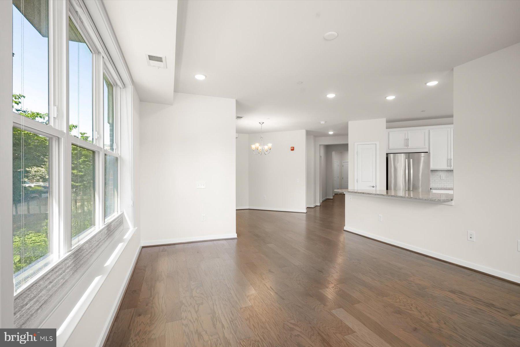MOUNT VINEYARD - Residential