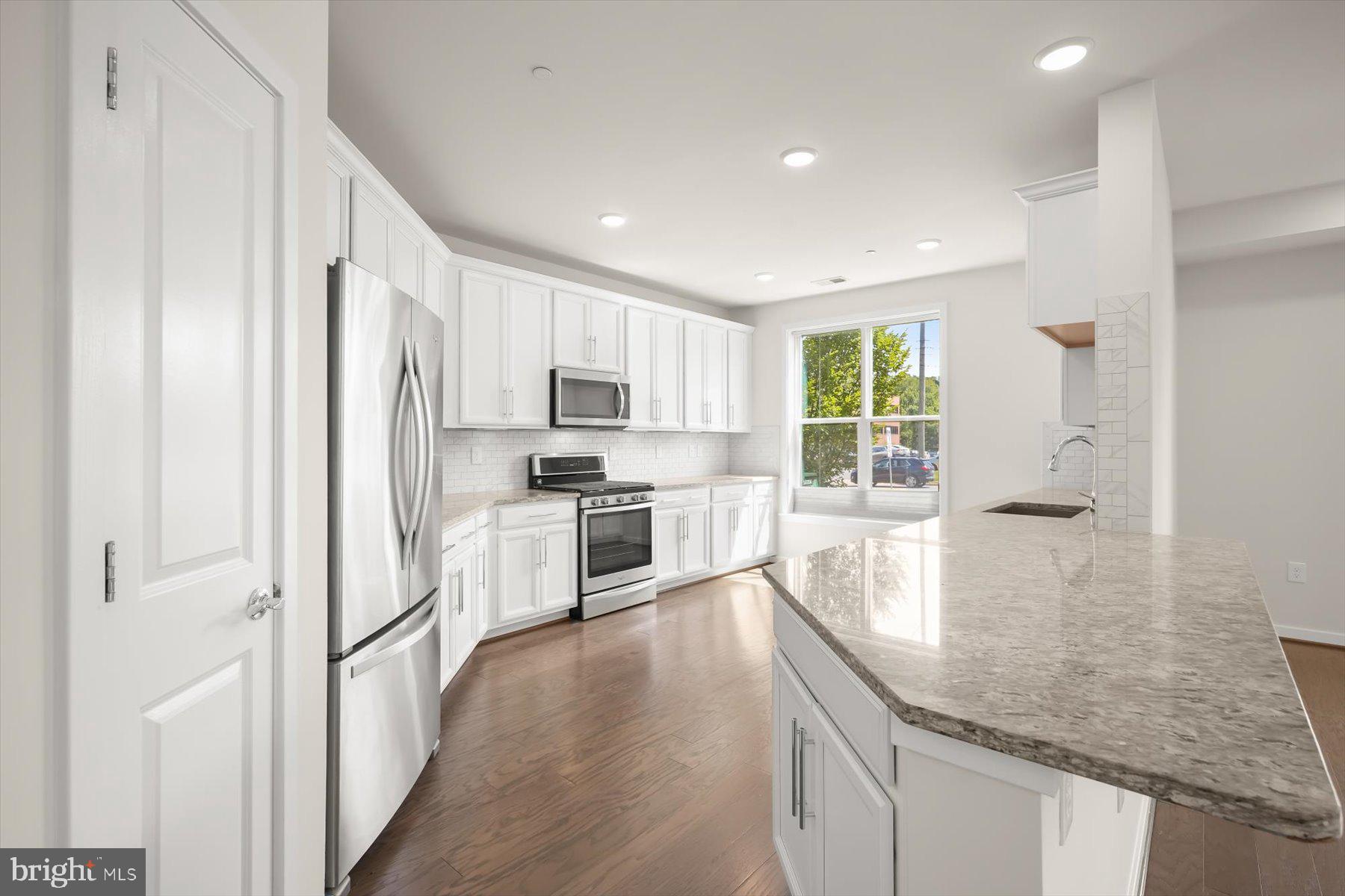MOUNT VINEYARD - Residential