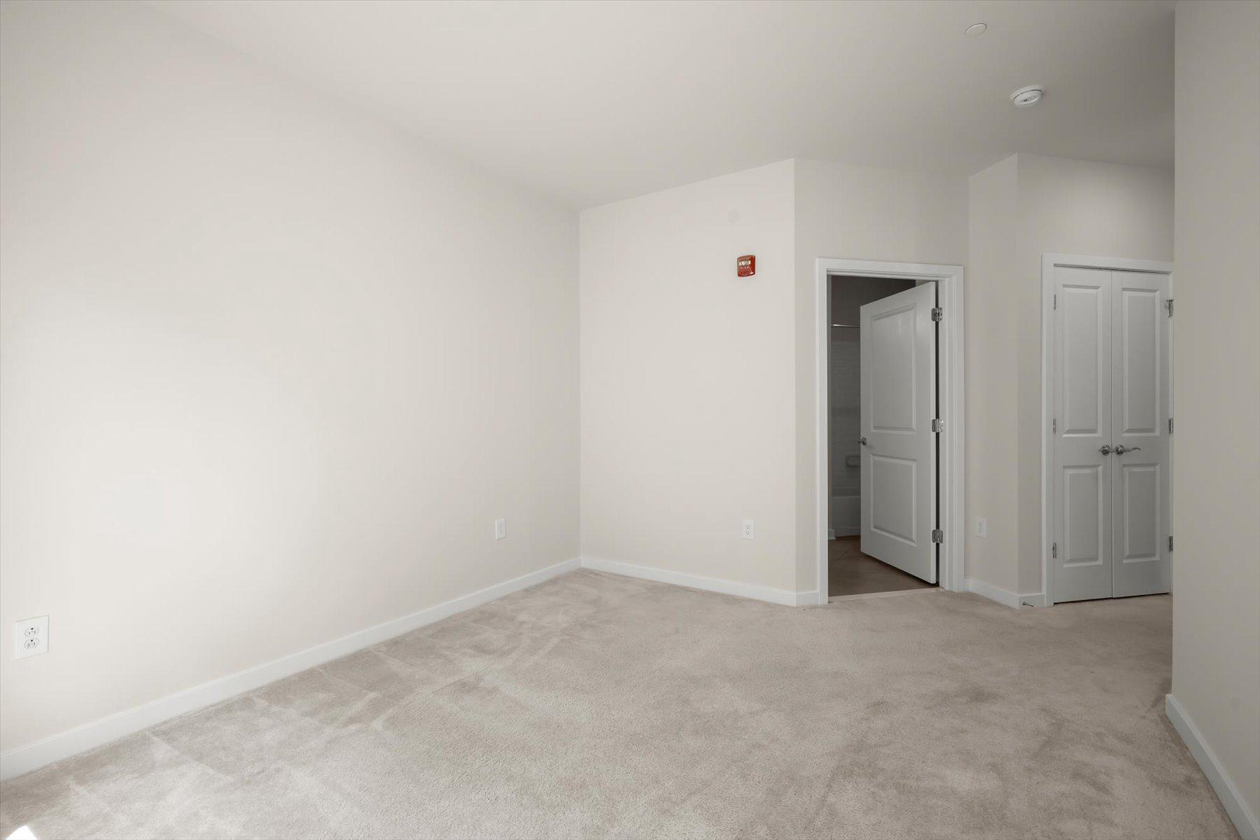 MOUNT VINEYARD - Residential