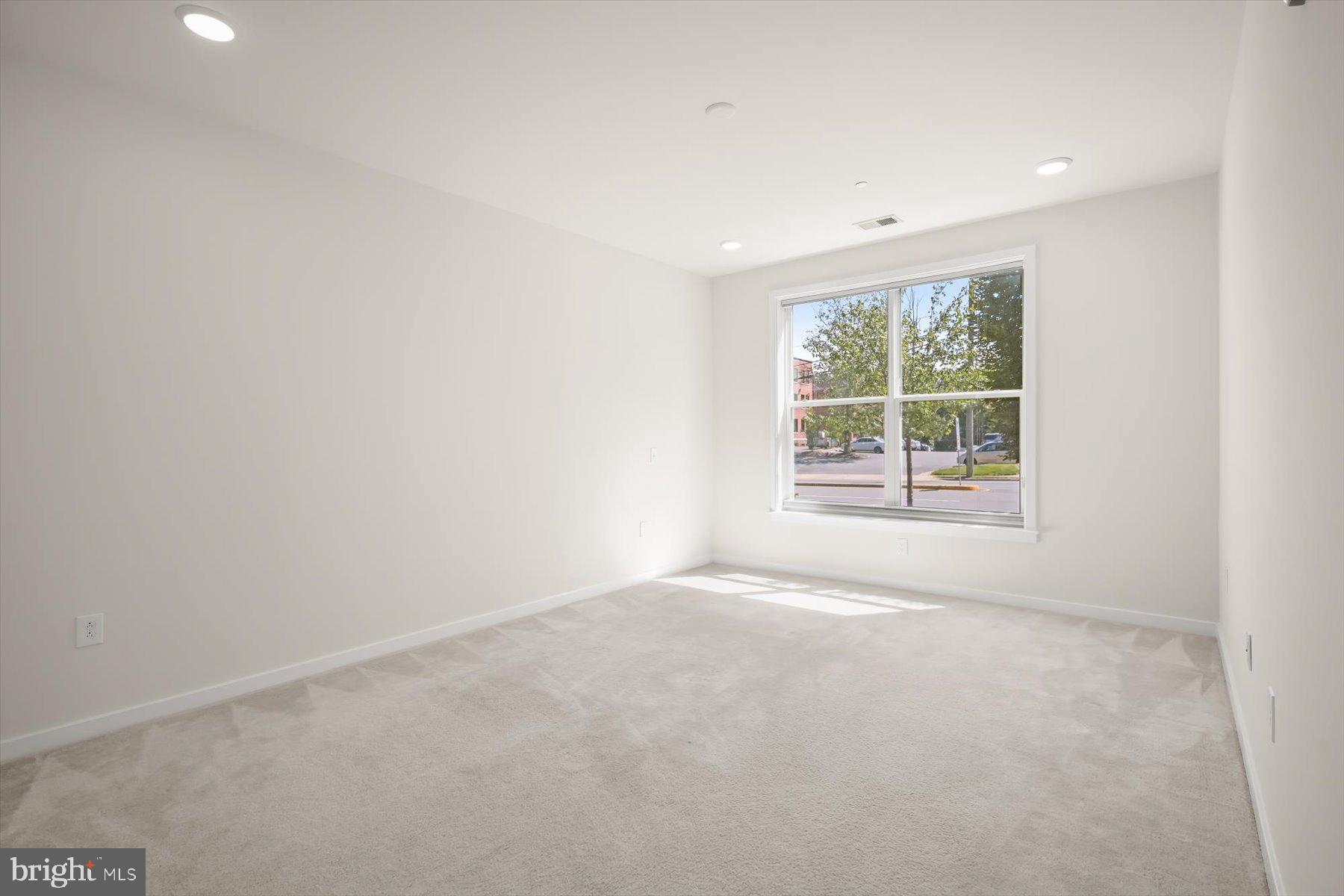 MOUNT VINEYARD - Residential