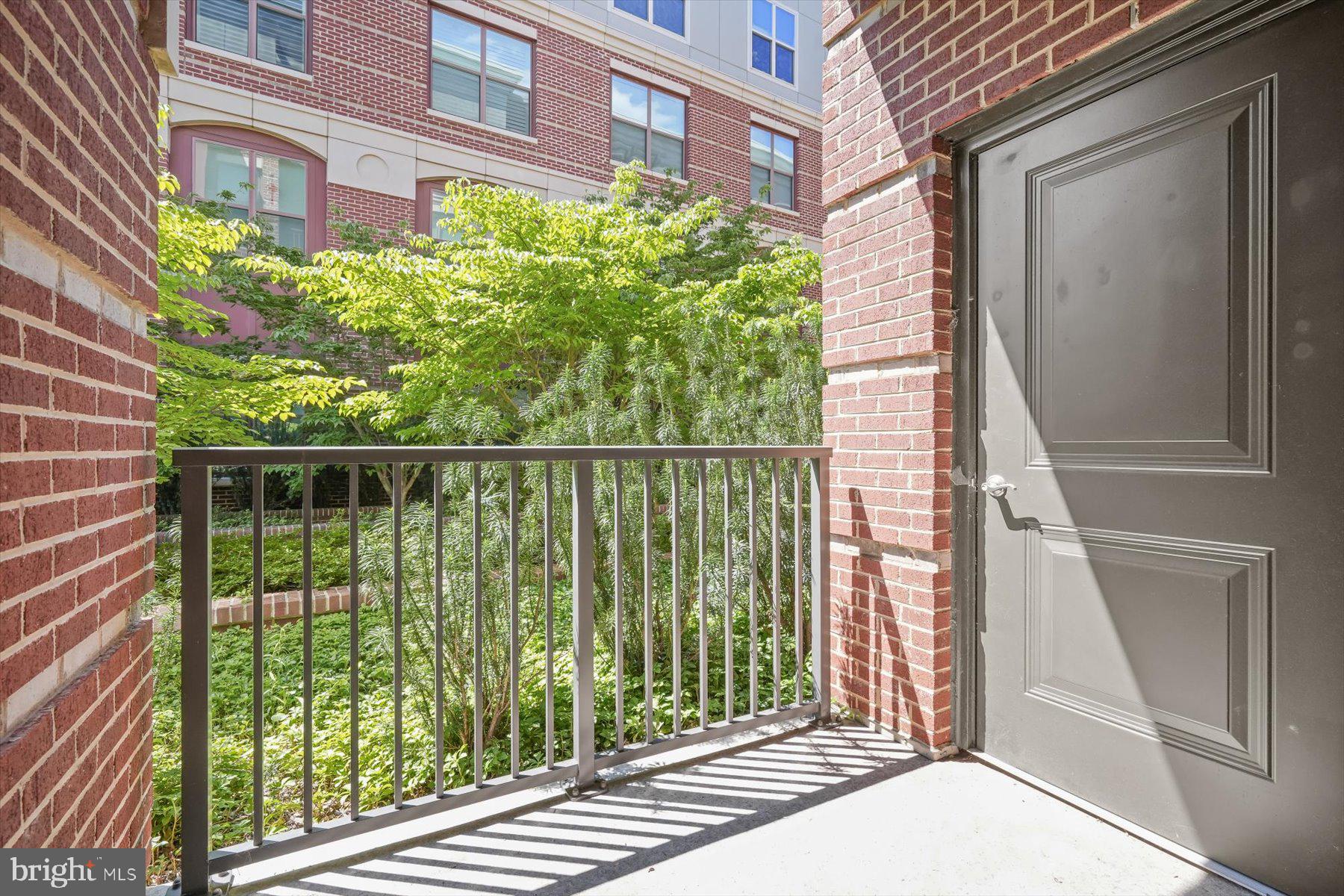 MOUNT VINEYARD - Residential