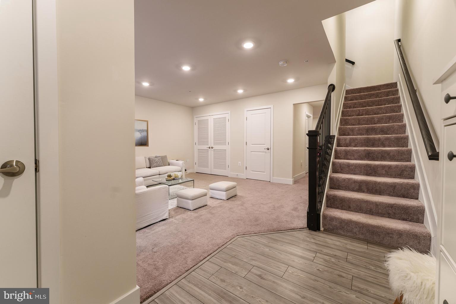 STONEHAVEN - Residential