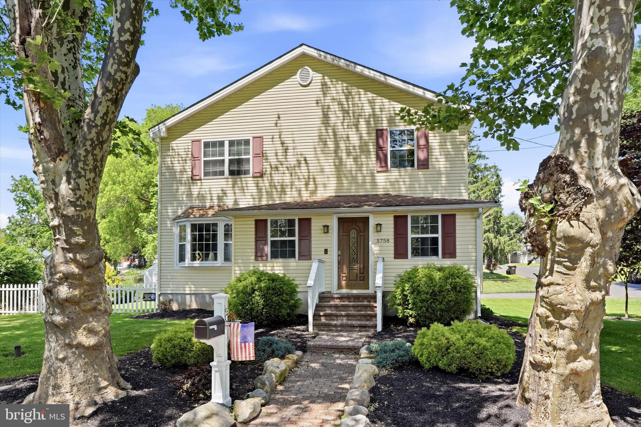 NEWPORT VILLAGE - Residential