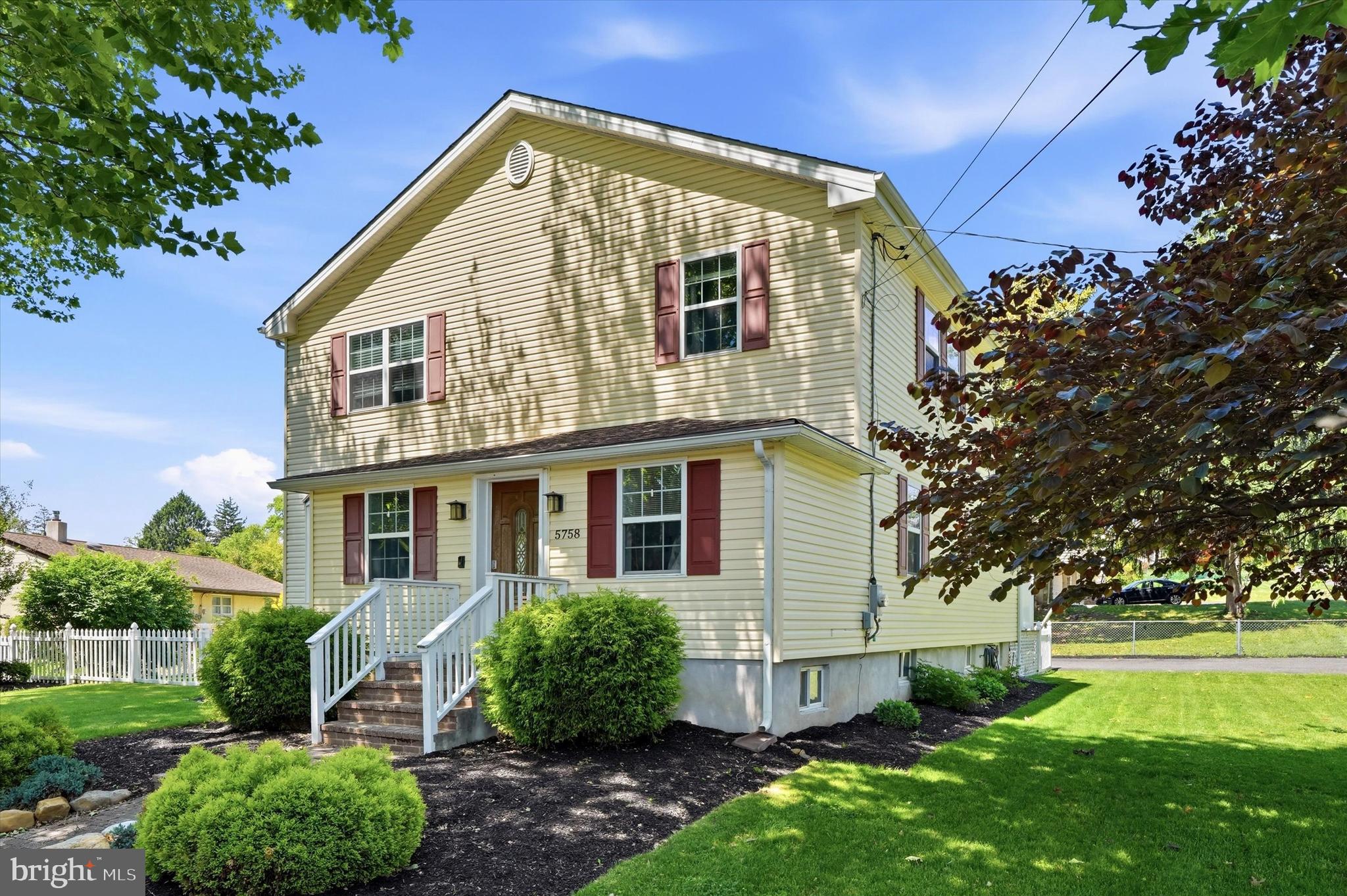 NEWPORT VILLAGE - Residential