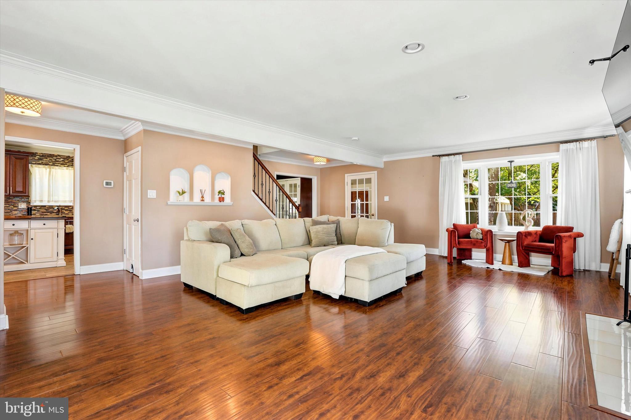 NEWPORT VILLAGE - Residential