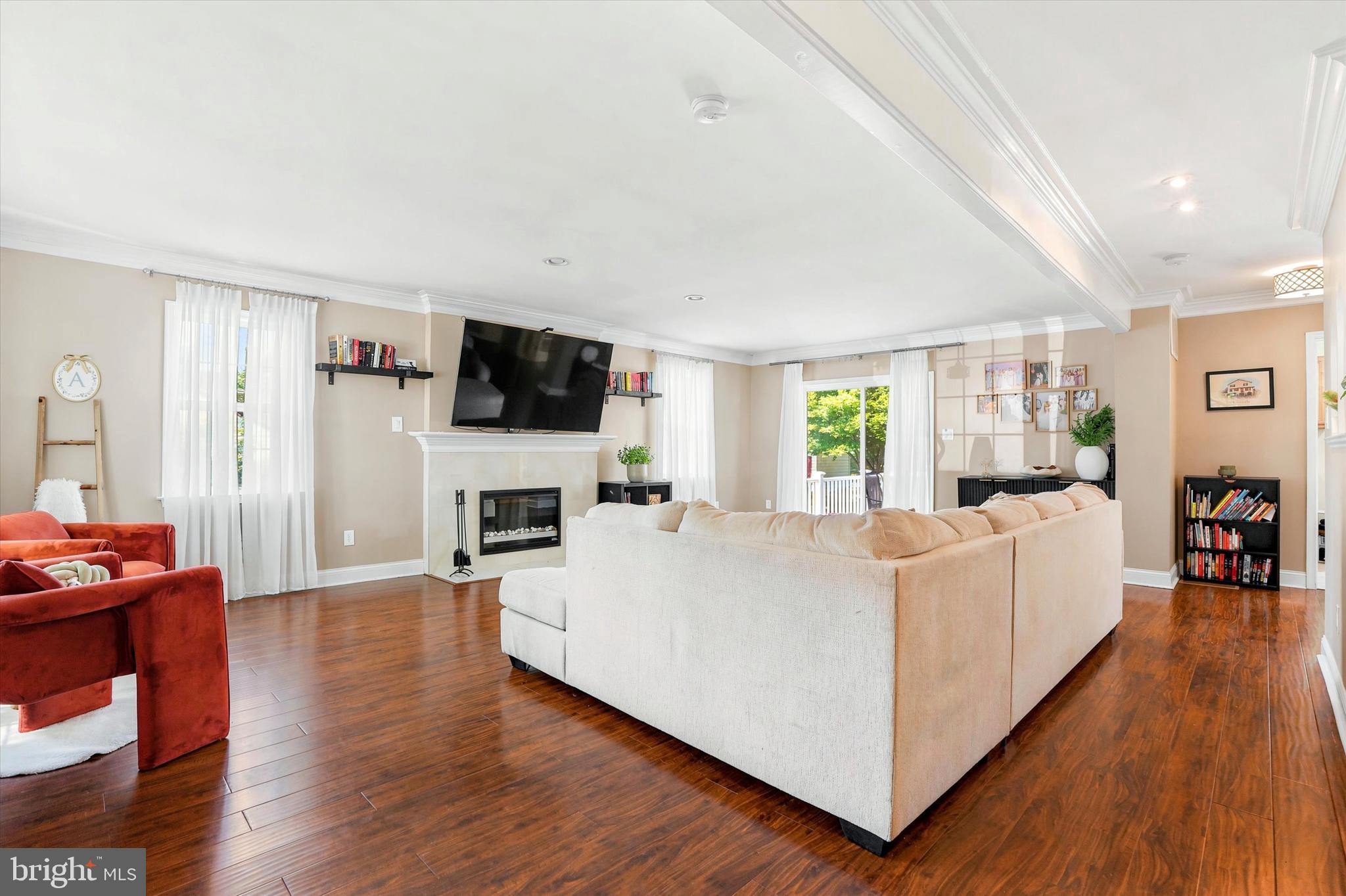 NEWPORT VILLAGE - Residential