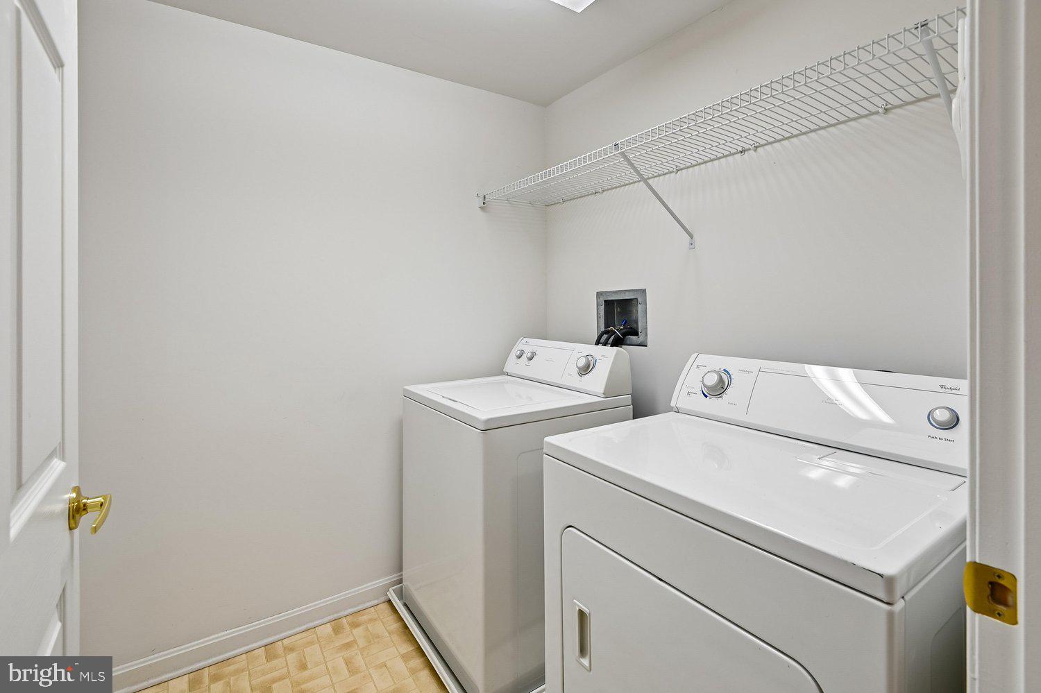 MCKINSEY PARK - Residential