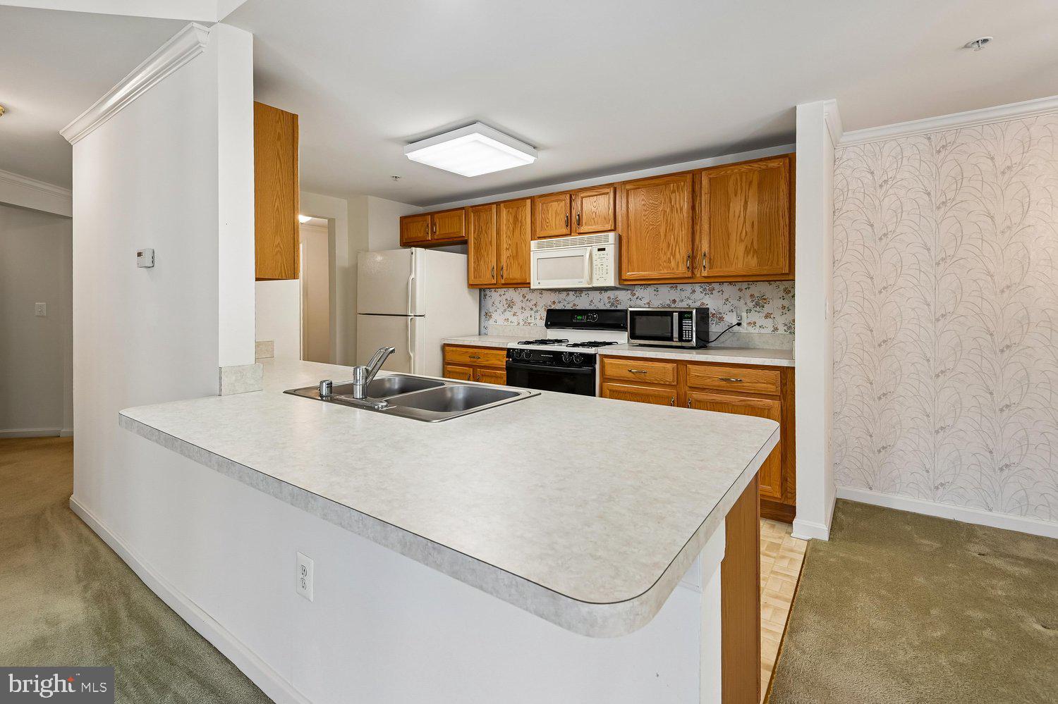 MCKINSEY PARK - Residential