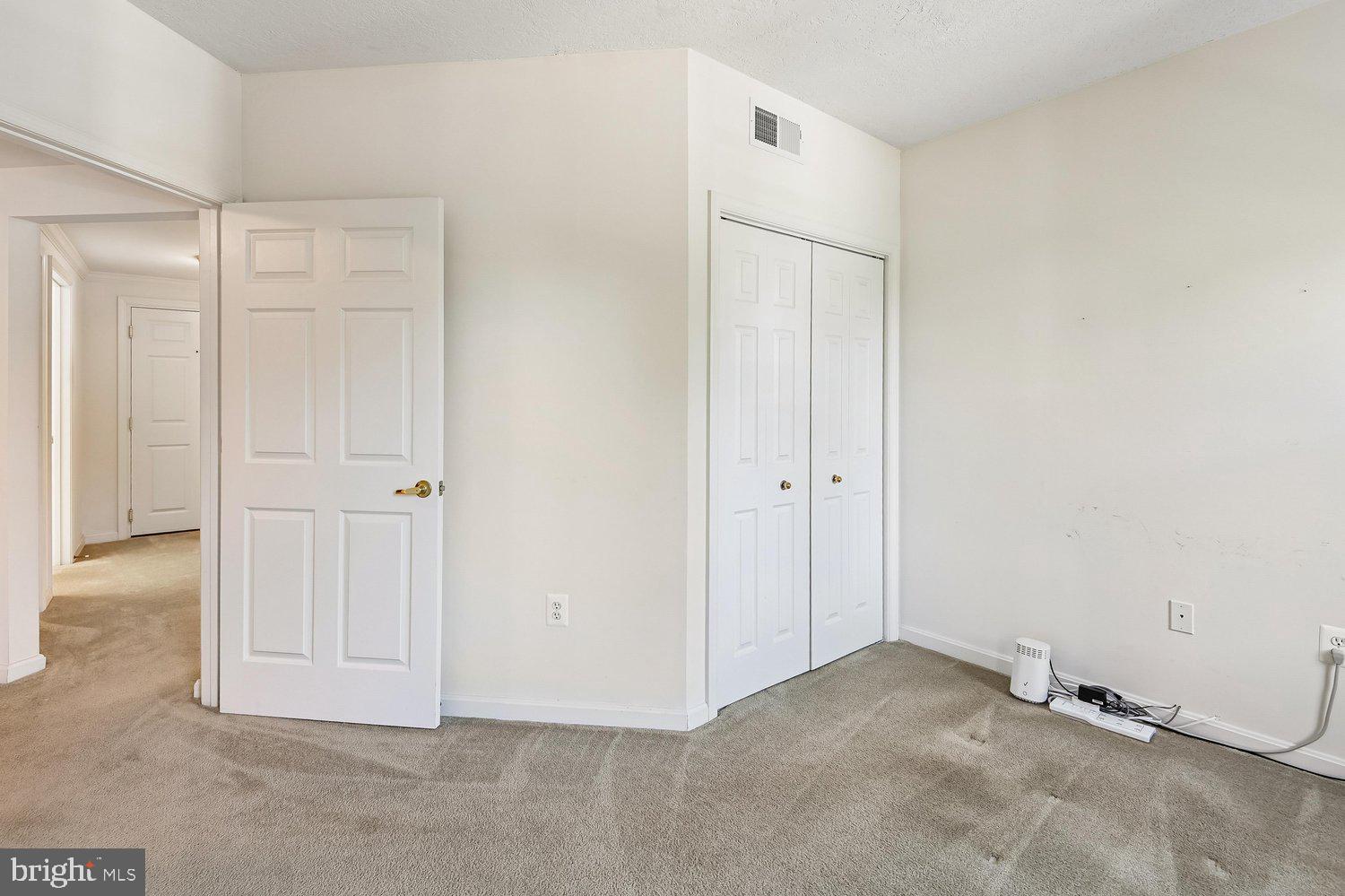 MCKINSEY PARK - Residential