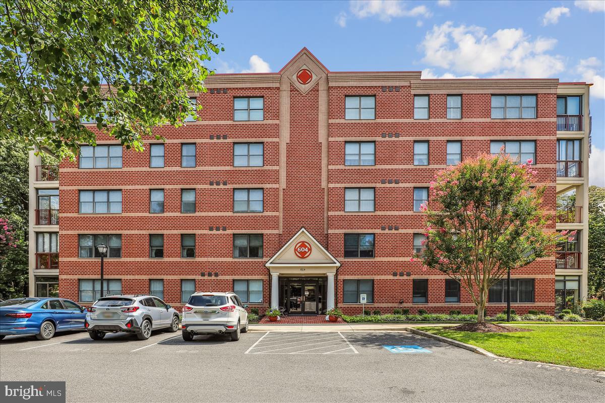 Welcome to effortless living in the highly sought-after McKinsey Park, a premier 55+ community in Severna Park! This spacious 2 Bedroom, 2 Full Bath condominium is located on the third floor of an elevator building and offers the perfect combination of comfort, convenience, and value.
The open-concept floor plan features a generously sized Kitchen that flows seamlessly into the Dining Area and expansive Living Room, creating an ideal space for everyday living and entertaining. Step outside onto your private covered deck and enjoy peaceful wooded views—the perfect place to relax and unwind.
The spacious Primary Suite offers a large walk-in closet and an en-suite bath, while the second bedroom and full bath provide comfortable accommodations for guests or the perfect home office.
This home has been lovingly maintained and shows beautifully. While the finishes remain original, it has been priced accordingly, presenting an outstanding opportunity to update the home to your personal taste and build instant equity.
Enjoy all the conveniences of elevator living, secure building access, and the low-maintenance lifestyle that makes McKinsey Park so desirable. Community amenities and an unbeatable location place you just minutes from shopping, restaurants, medical facilities, Annapolis, Baltimore, and Washington, D.C., with easy access to major commuter routes.
If you've been waiting for an affordable opportunity to own in one of Severna Park's most desirable active adult communities, this is one you won't want to miss!
