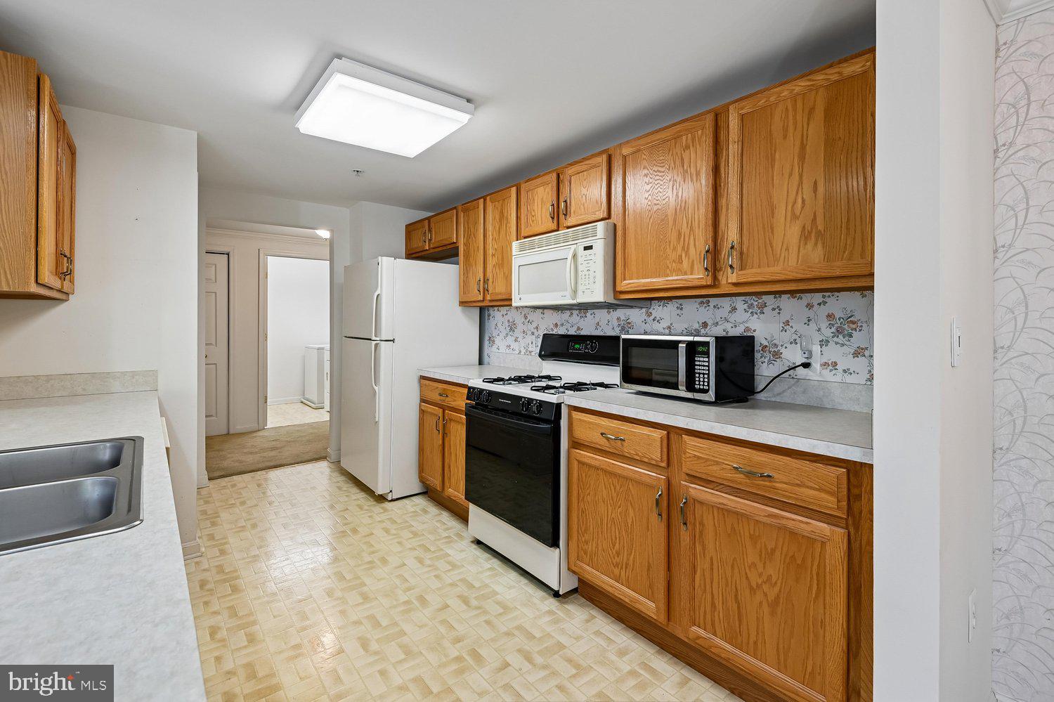 MCKINSEY PARK - Residential