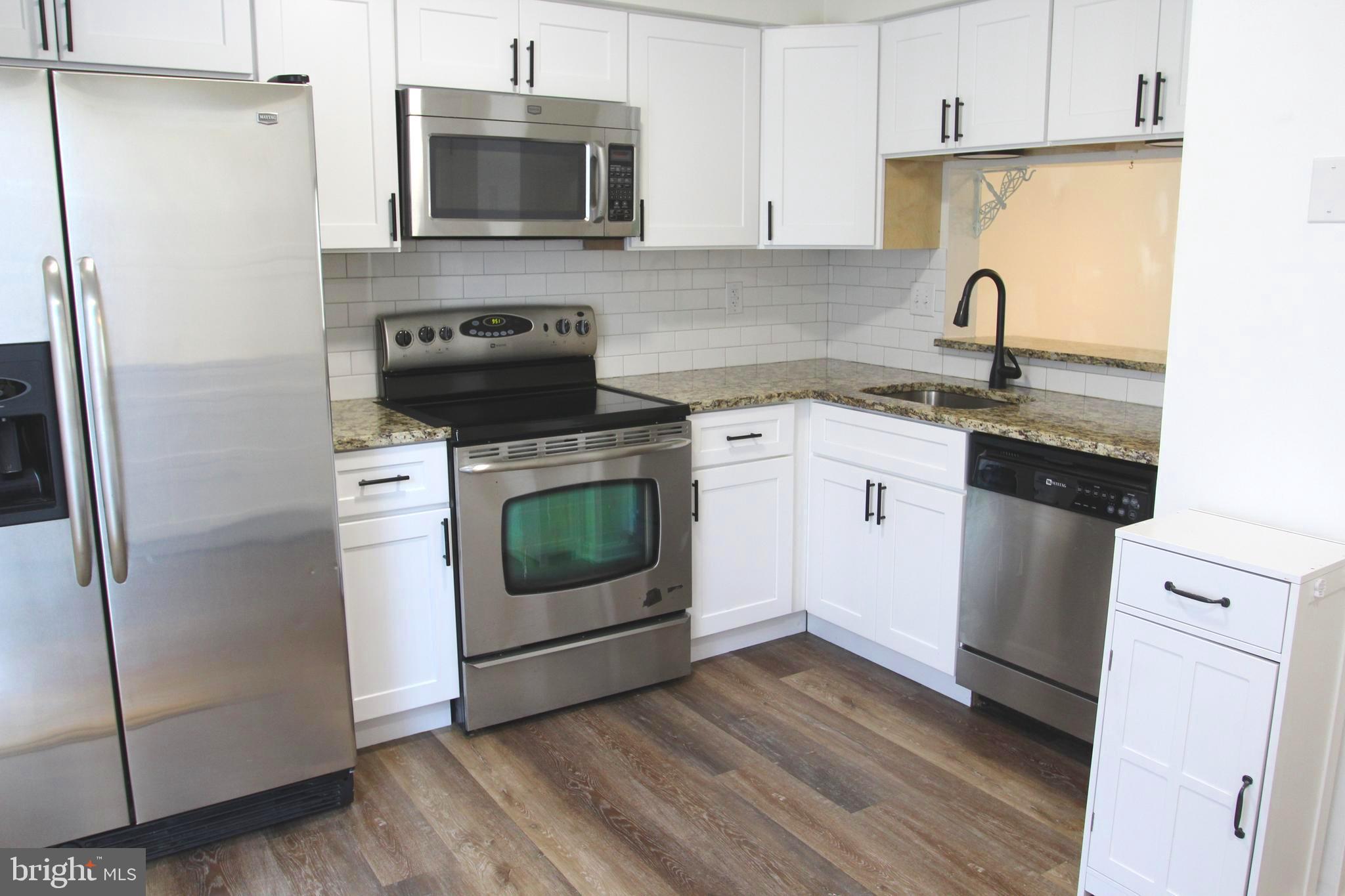 CLOVERLEAF TOWNHOUSES - Residential