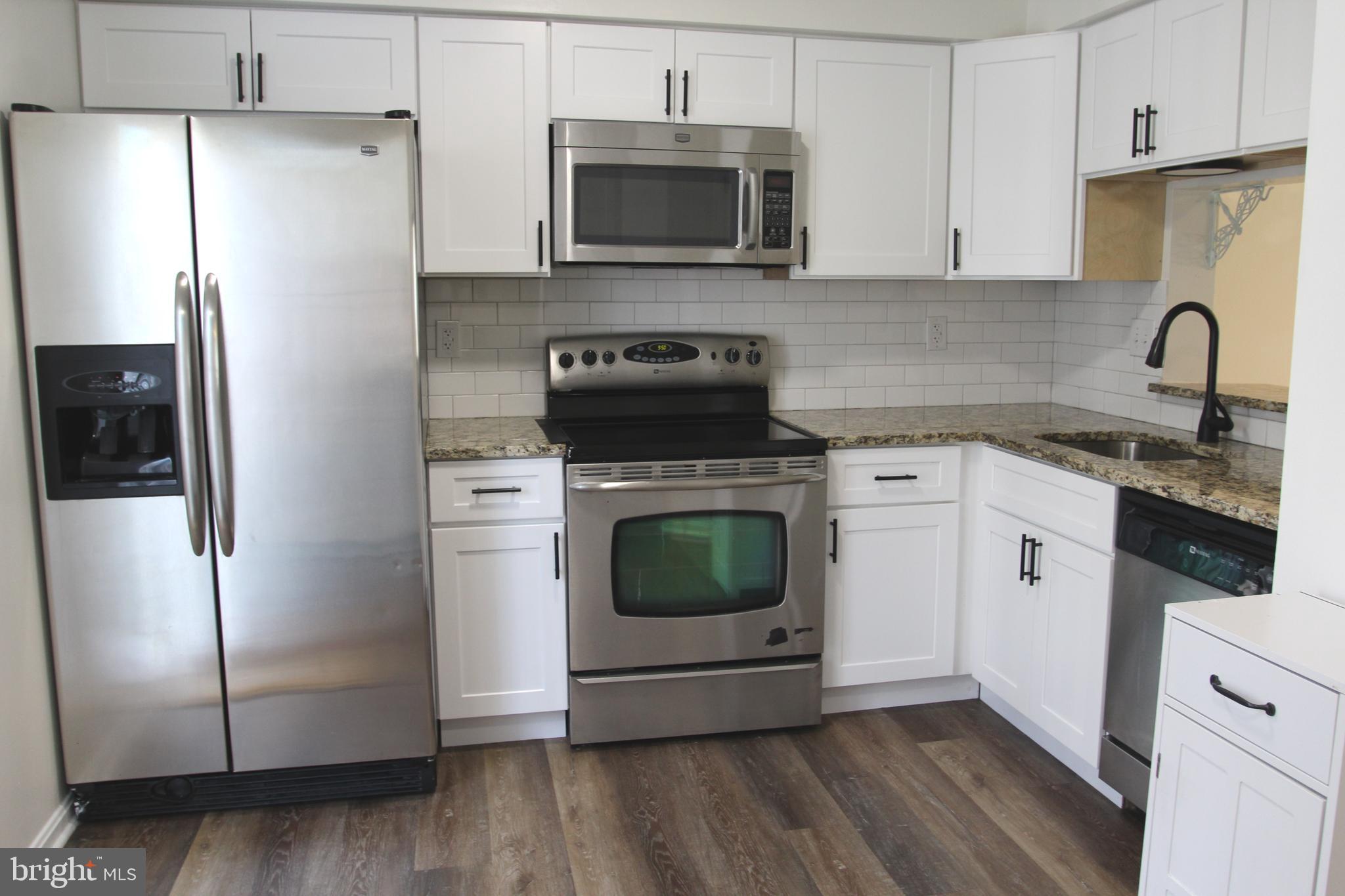 CLOVERLEAF TOWNHOUSES - Residential