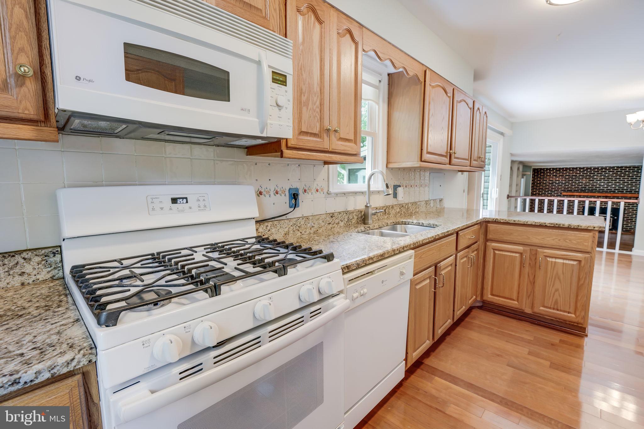NEWINGTON FOREST - Residential