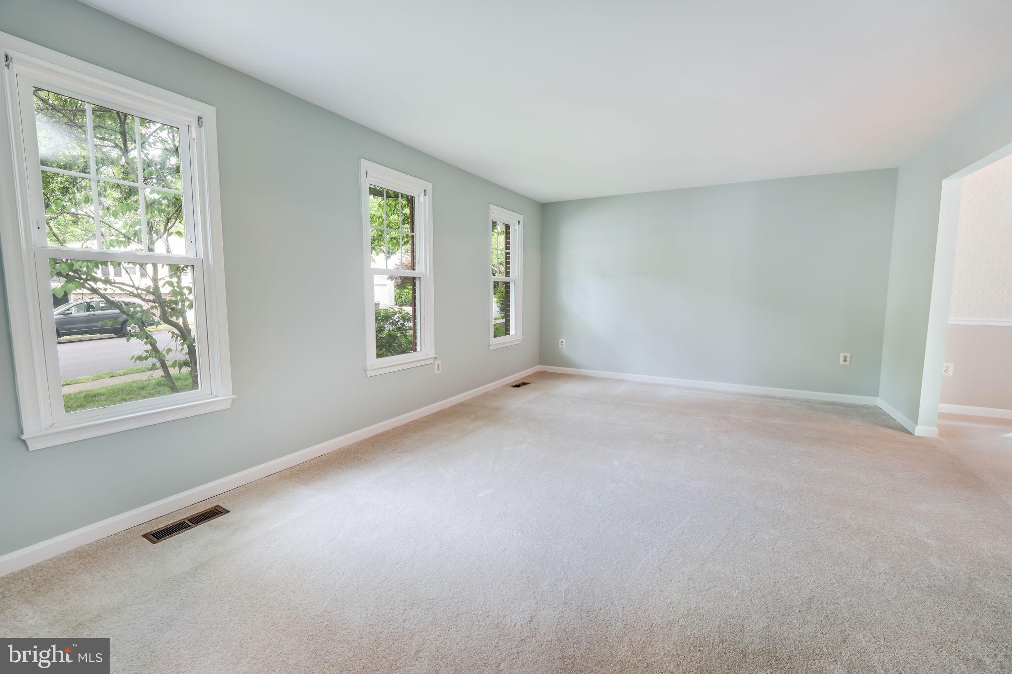 NEWINGTON FOREST - Residential
