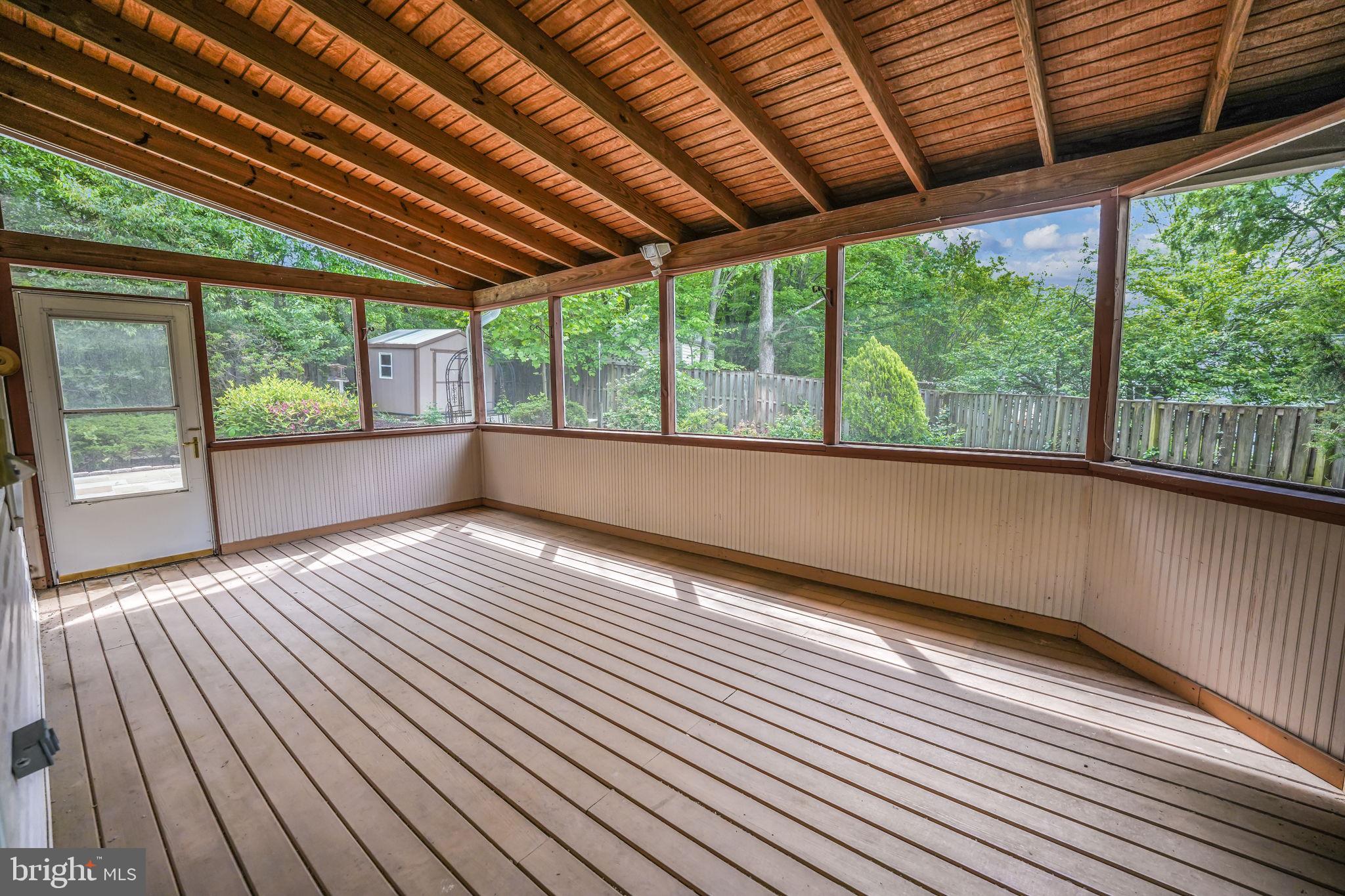 NEWINGTON FOREST - Residential